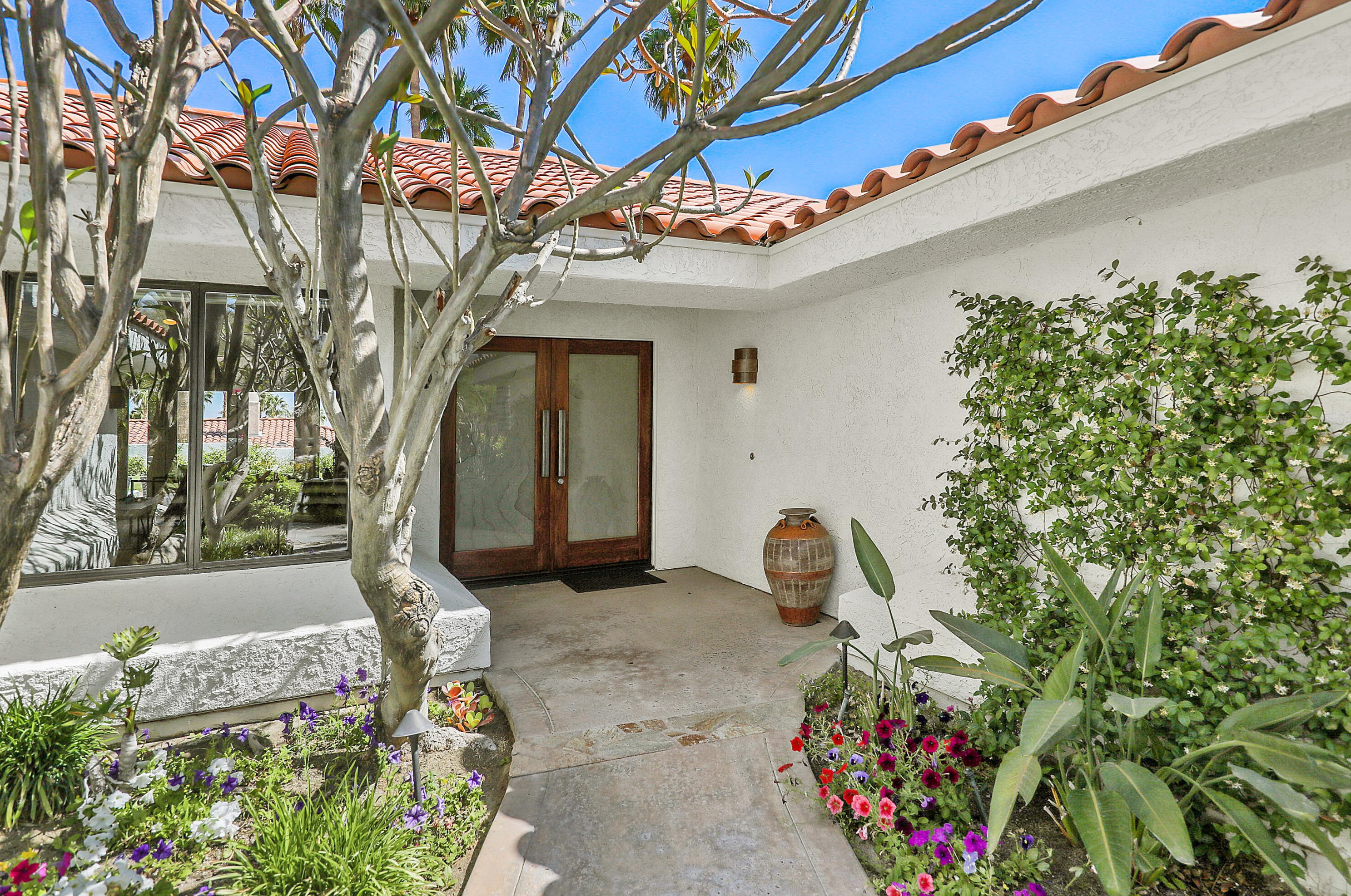 72630 Sun Valley Ln, Palm Desert, CA 92260-6513