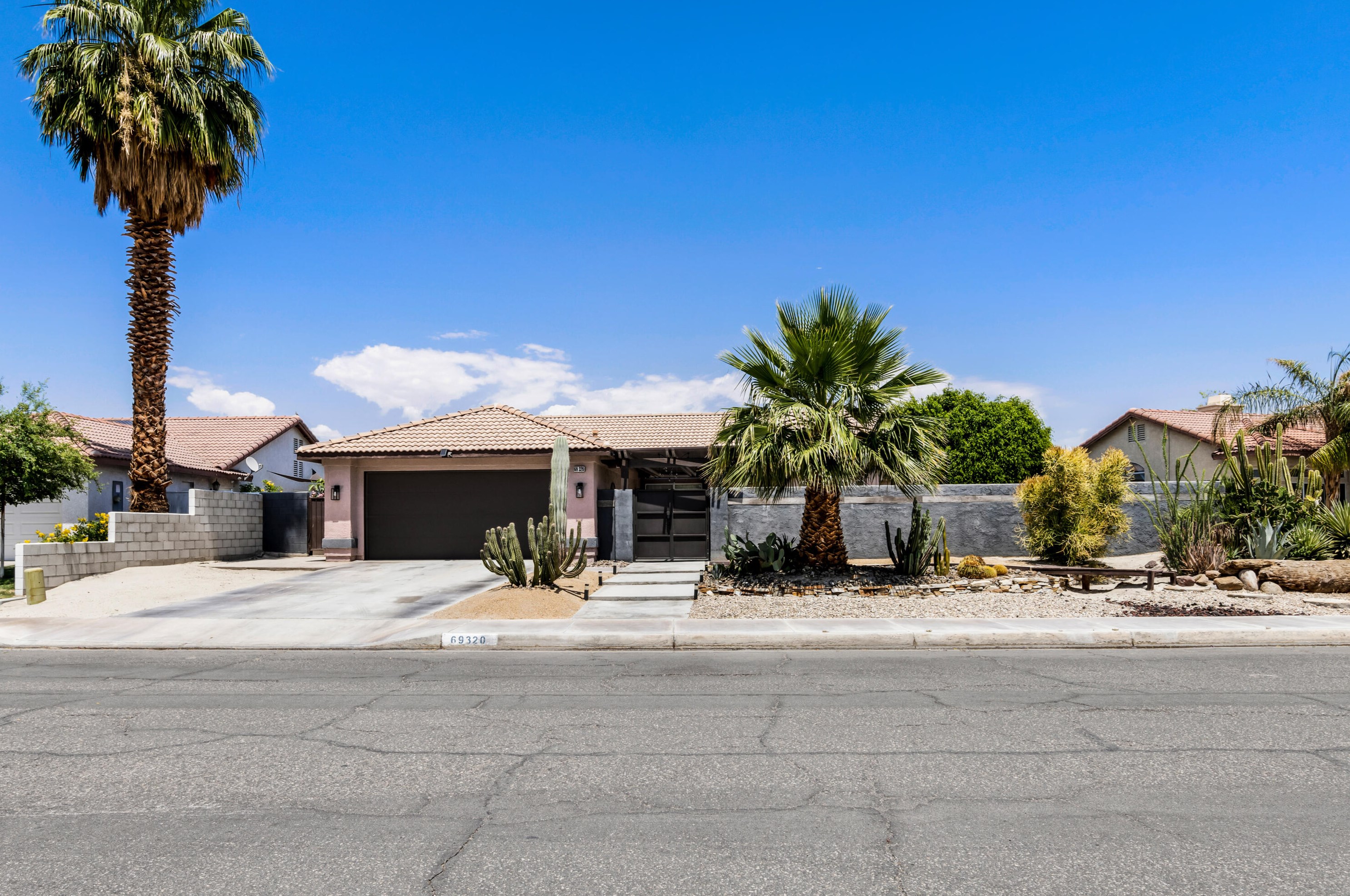 69320 Cypress Rd, Cathedral City, CA 92234-2833