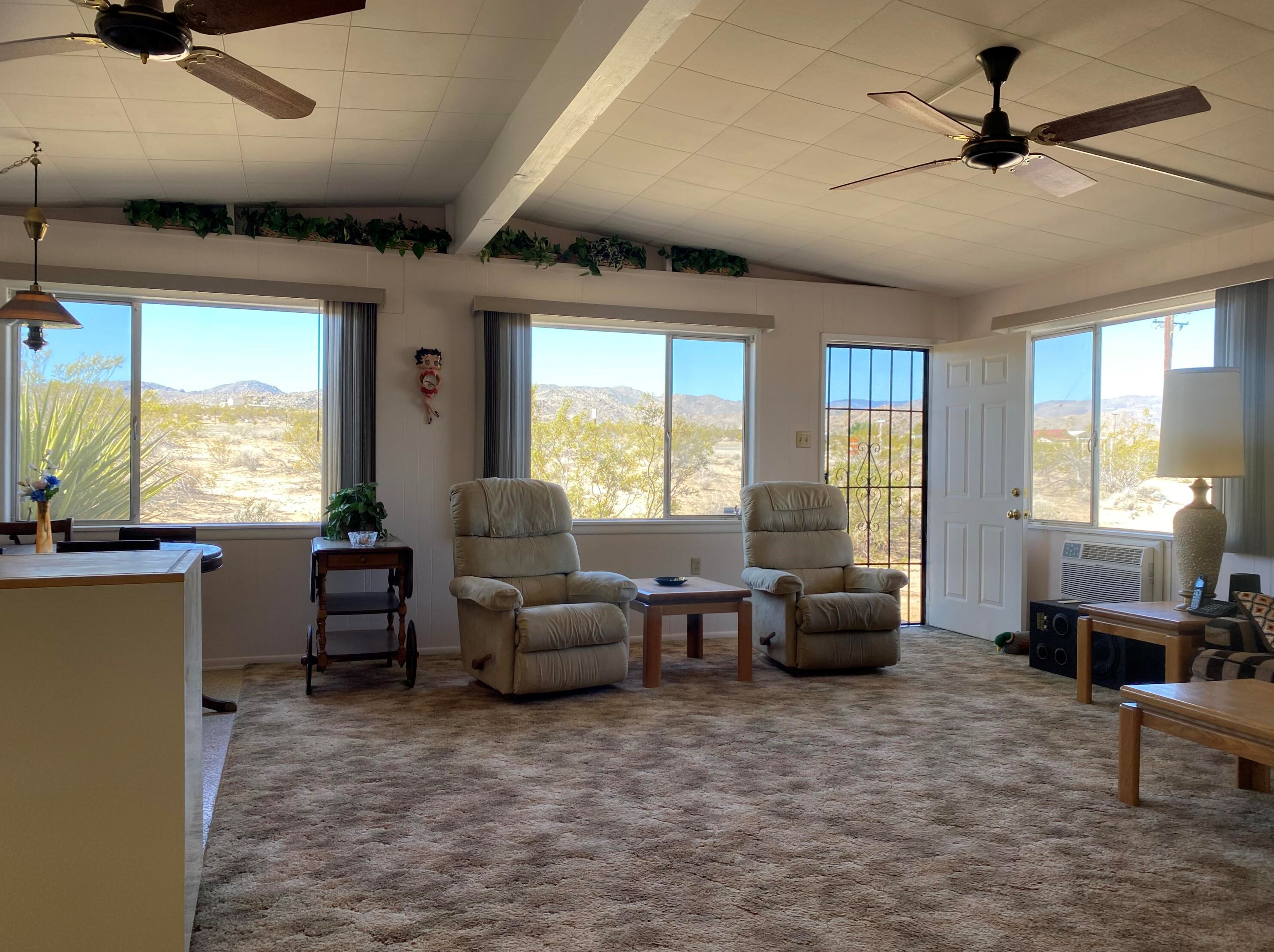 5327 Coville Dr, Yucca Valley, CA 92285