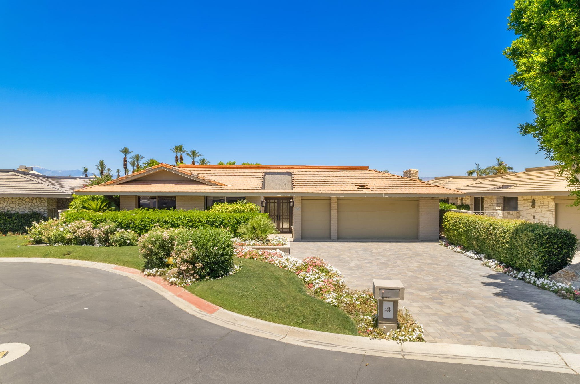 3 Whitehall Ct, Rancho Mirage, CA 92270