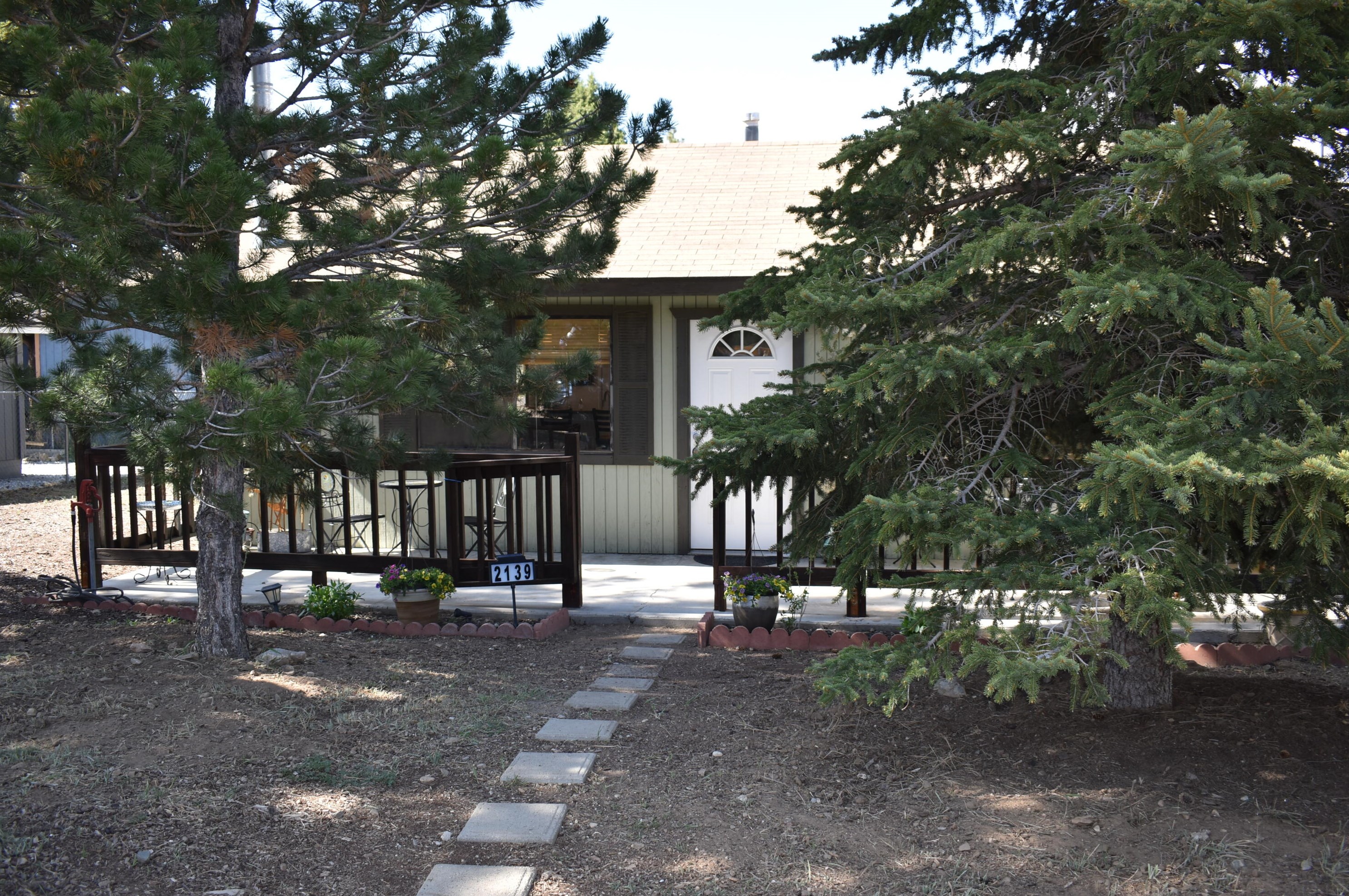 2139 3rd Ln, Big Bear City, CA 92314