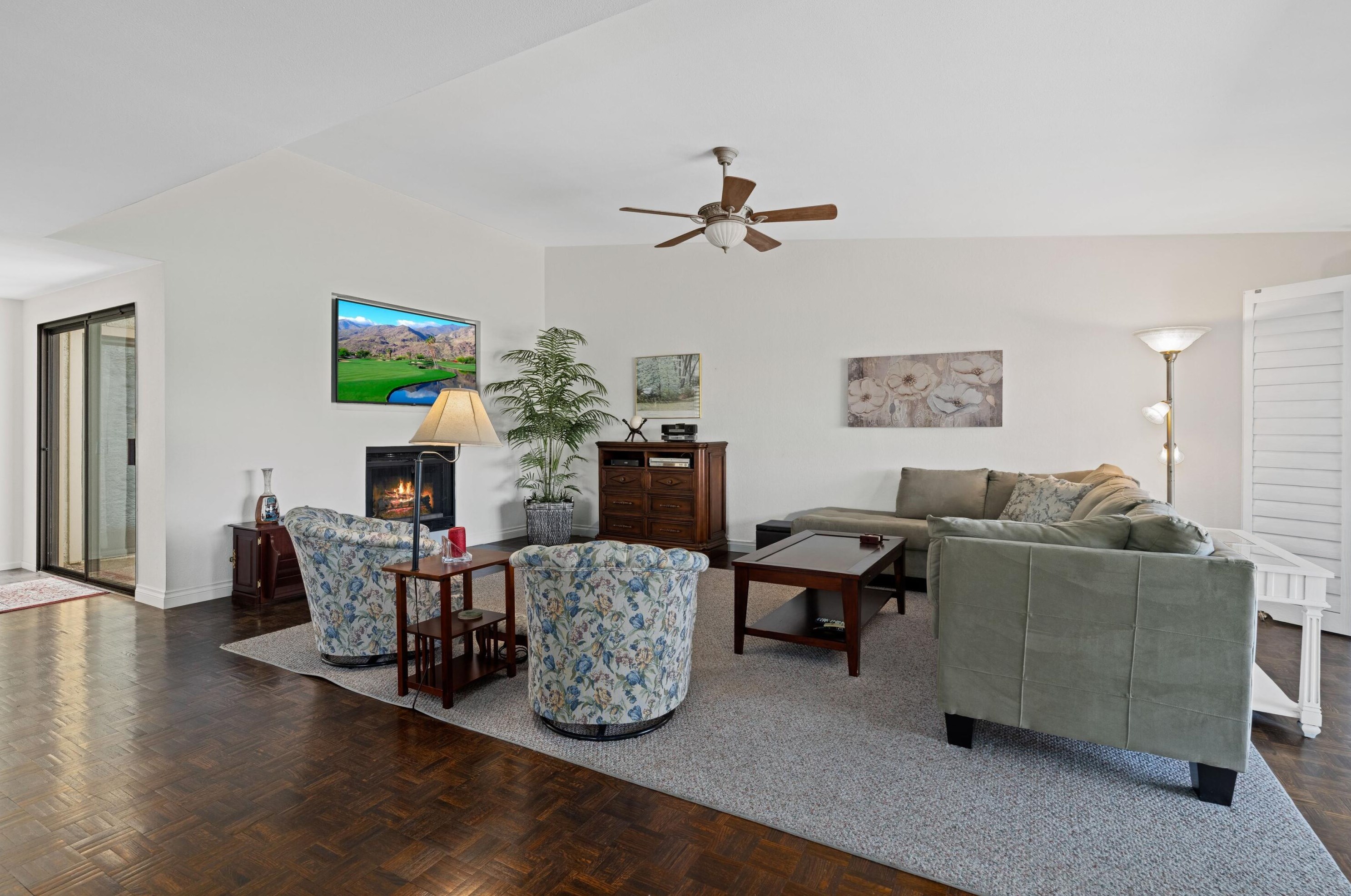 72 Conejo Cir, Palm Desert, CA 92260-0381