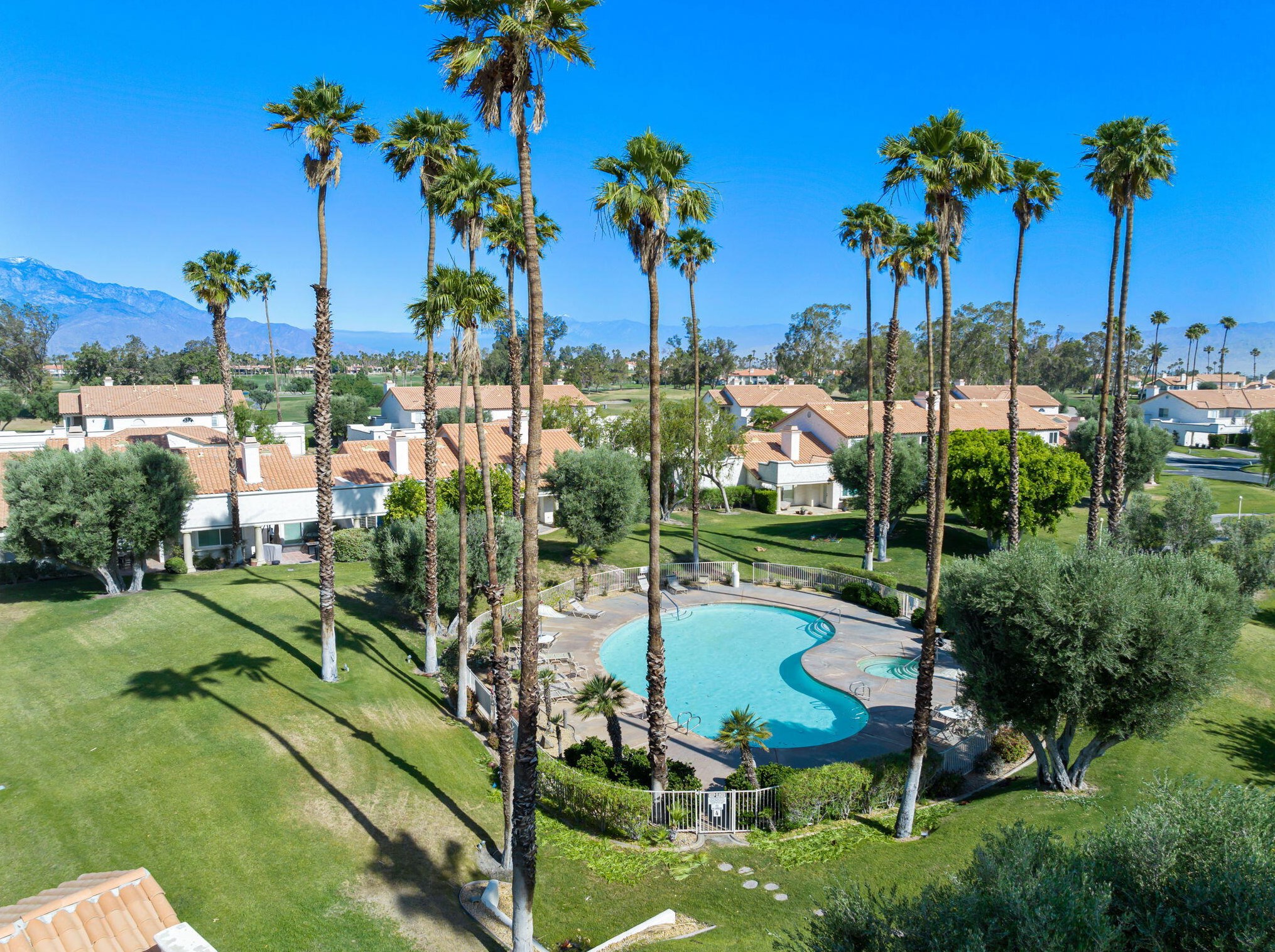 128 Desert Falls Ct, Palm Desert, CA 92211-1751