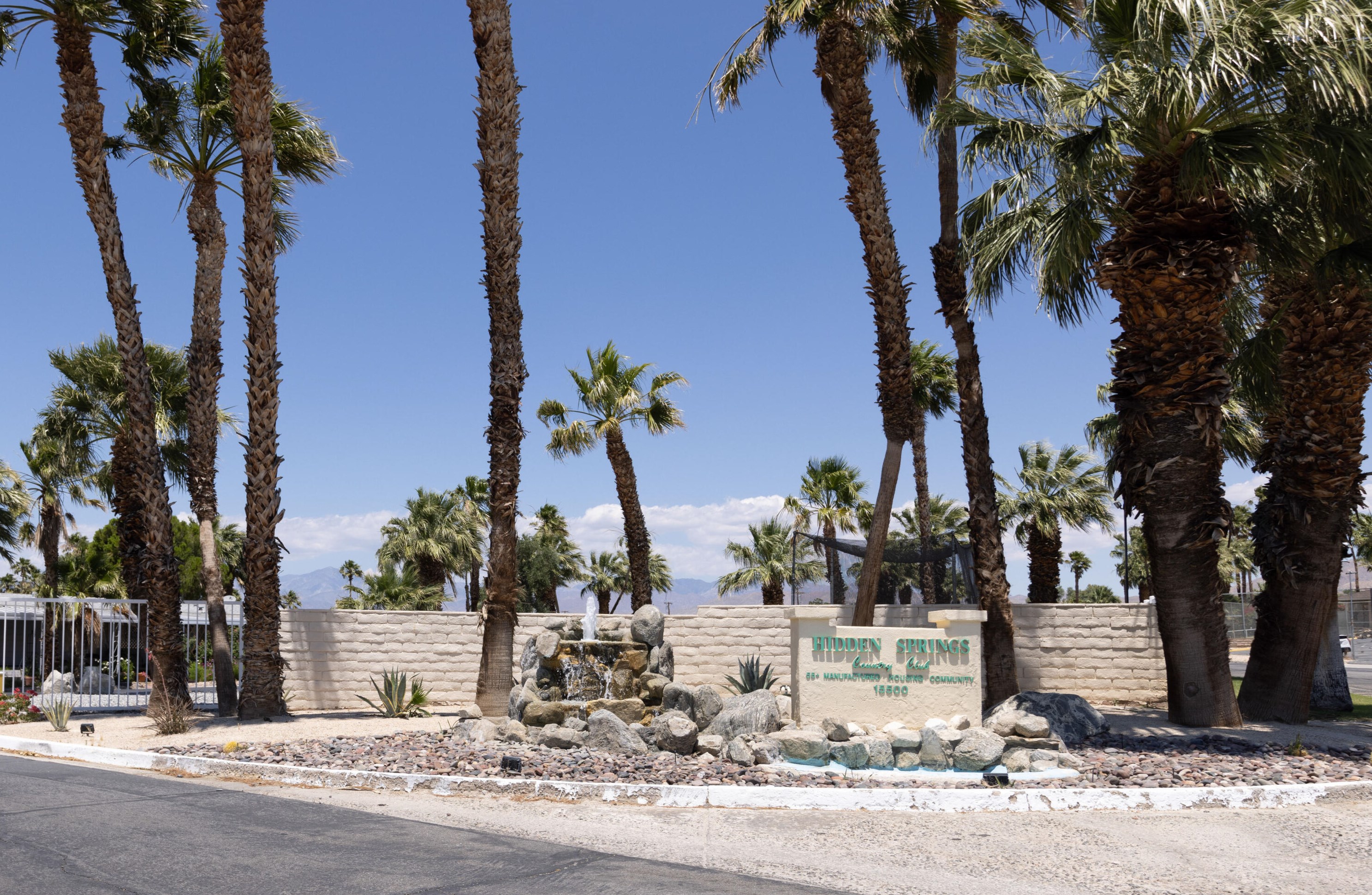 15500 Bubbling Wells Rd #281, Desert Hot Springs, CA 92240