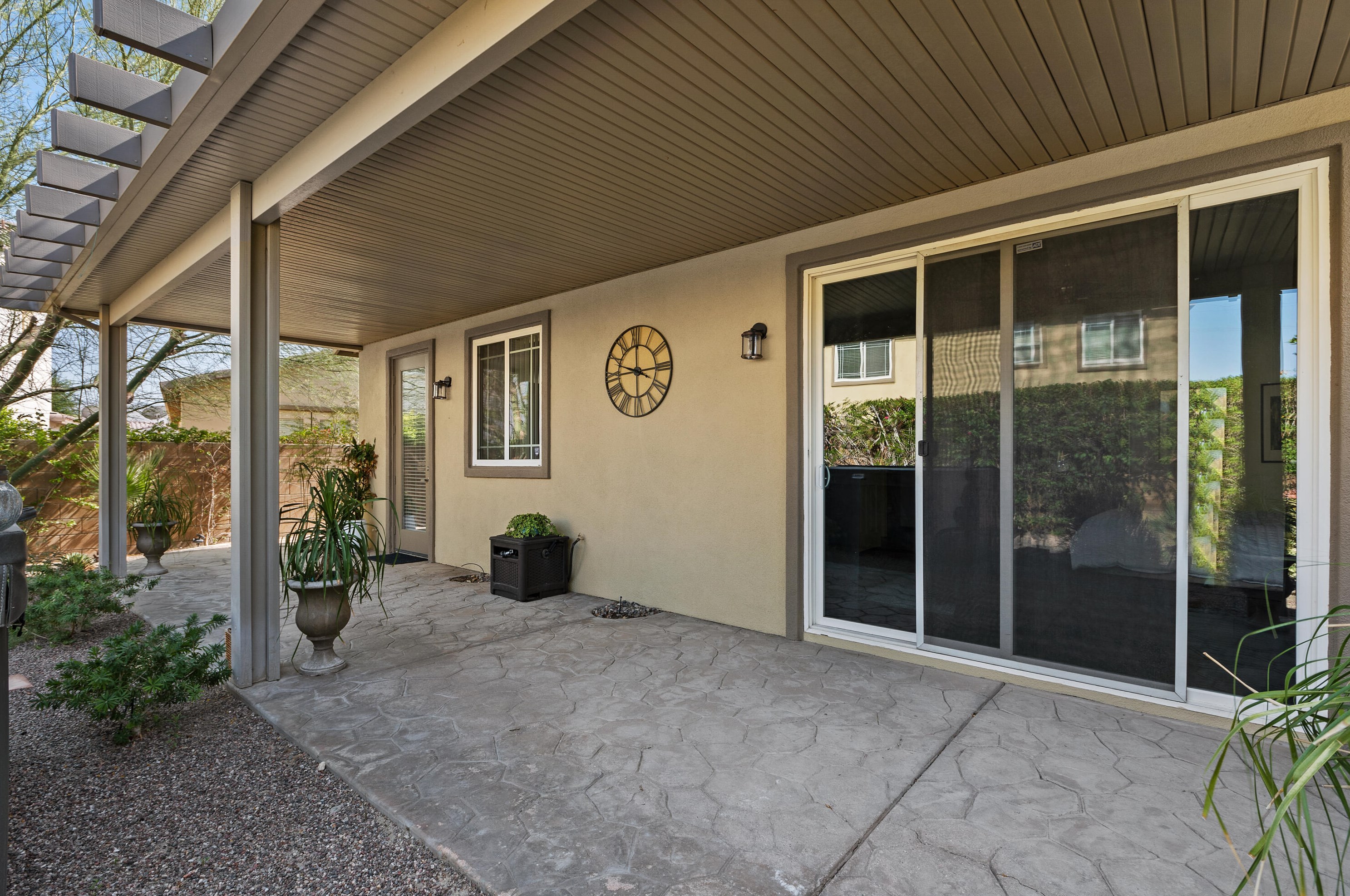 31298 Faja Caballero, Cathedral City CA  92234-0107 exterior