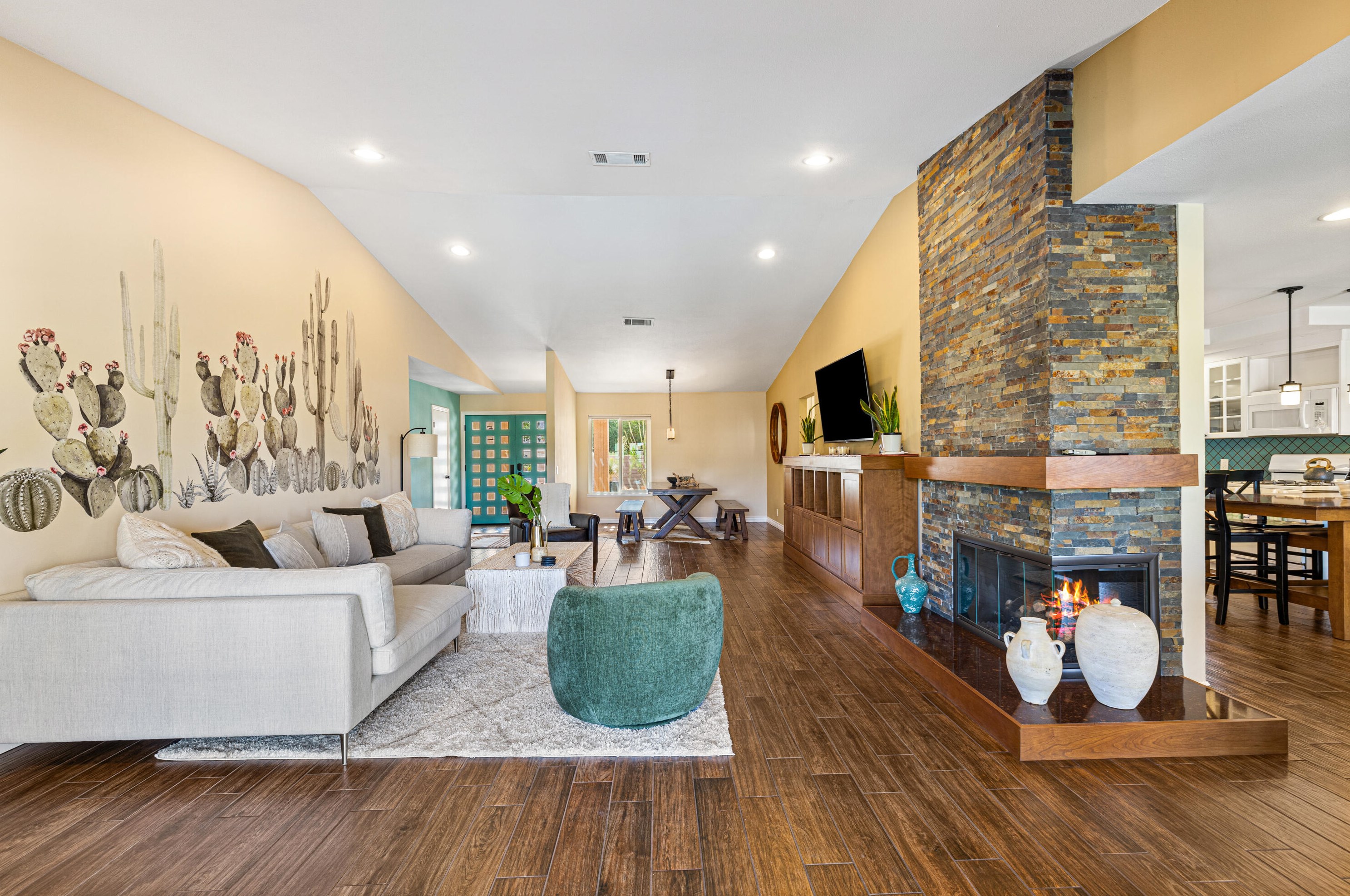 46060 Shadow Mountain Dr, Palm Desert CA  92260-5322 exterior