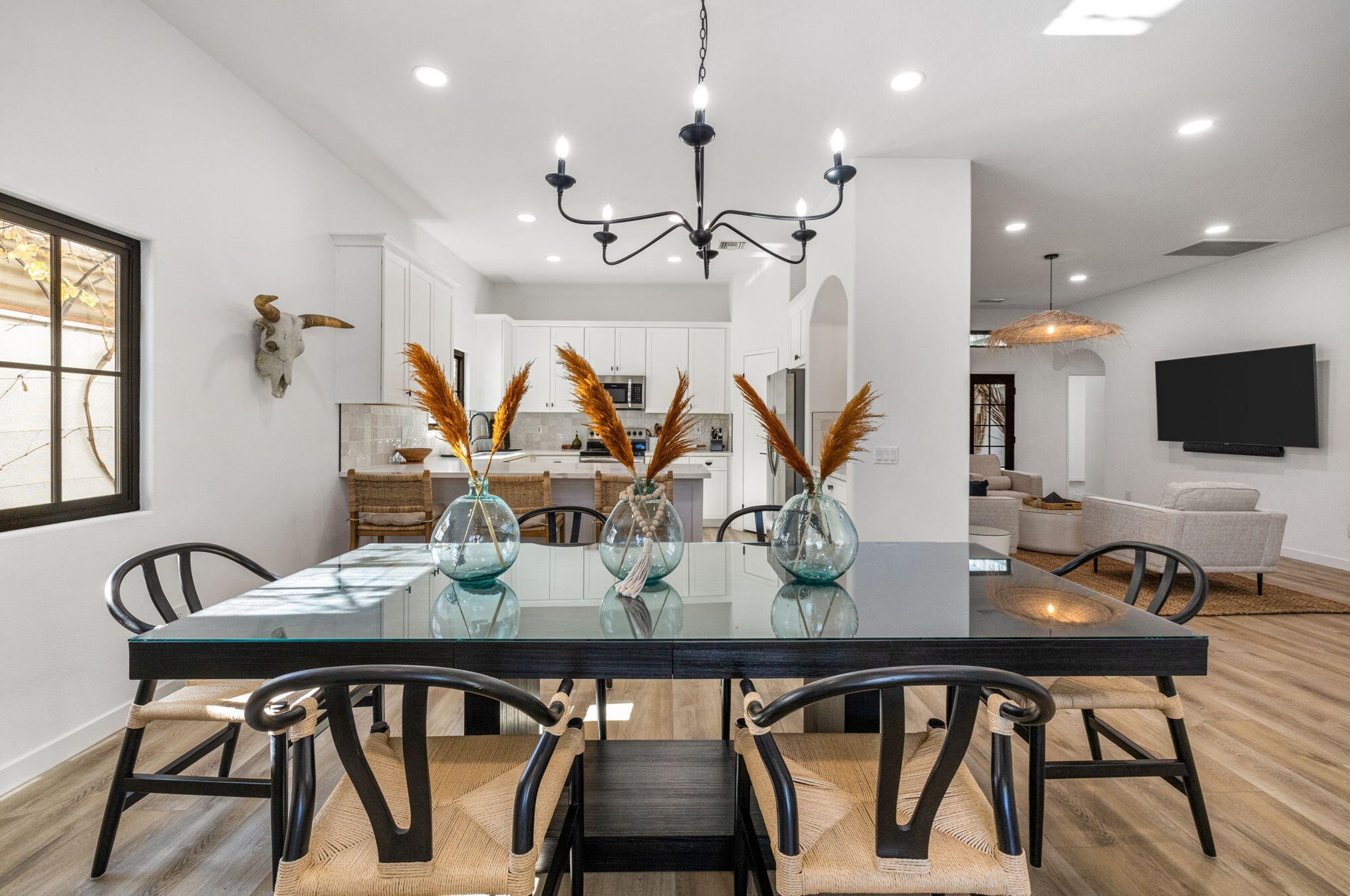 52815 Avenida Alvarado, La Quinta CA  92253-3318 exterior