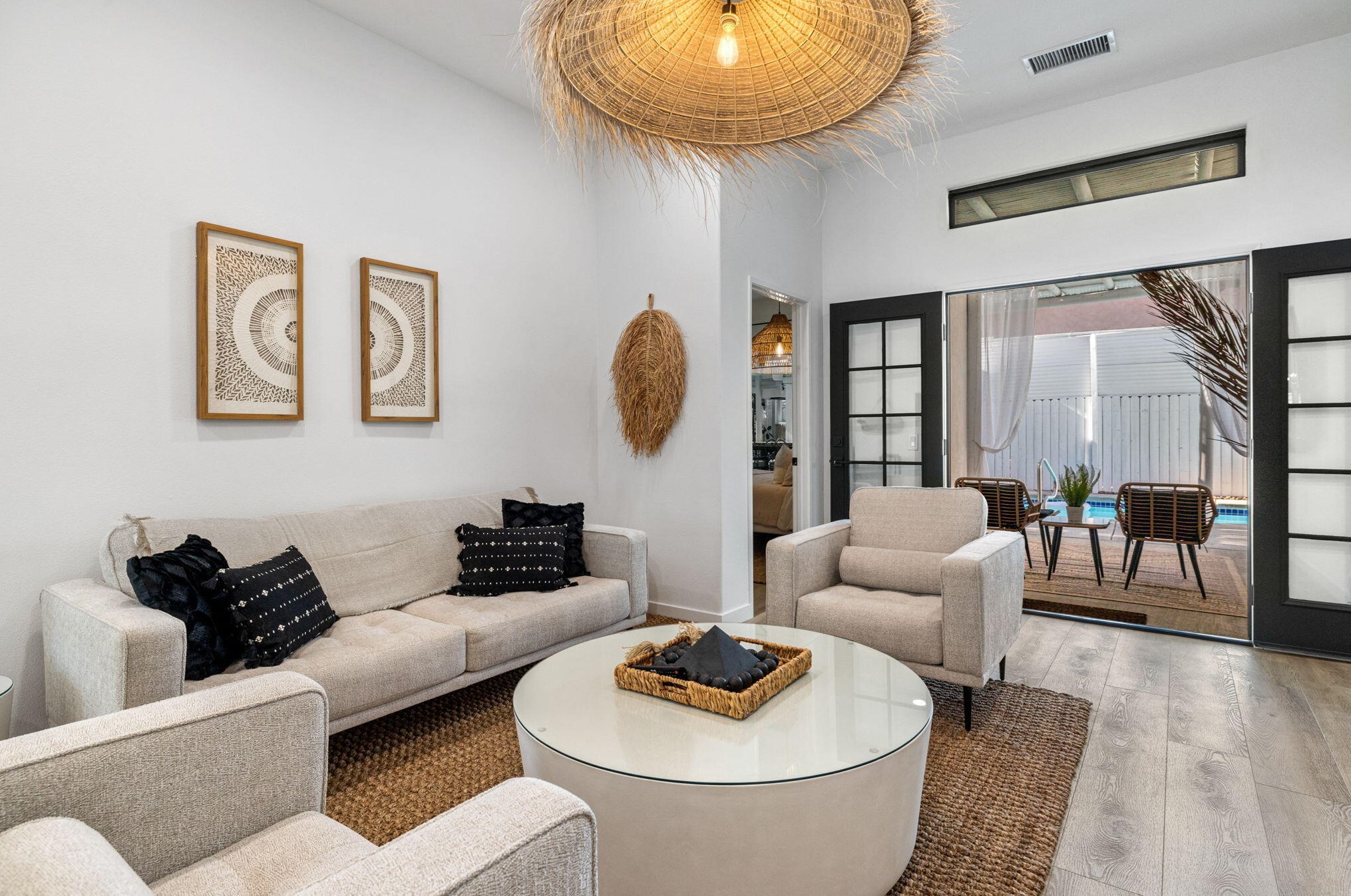 52815 Avenida Alvarado, La Quinta CA  92253-3318 exterior