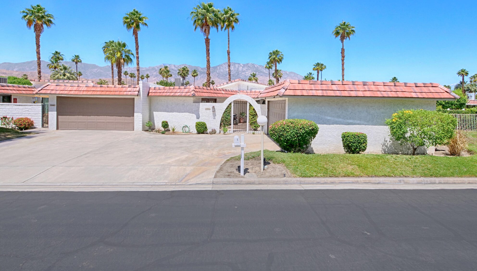 34451 Calle Las Palmas, Cathedral City, CA 92234-6763