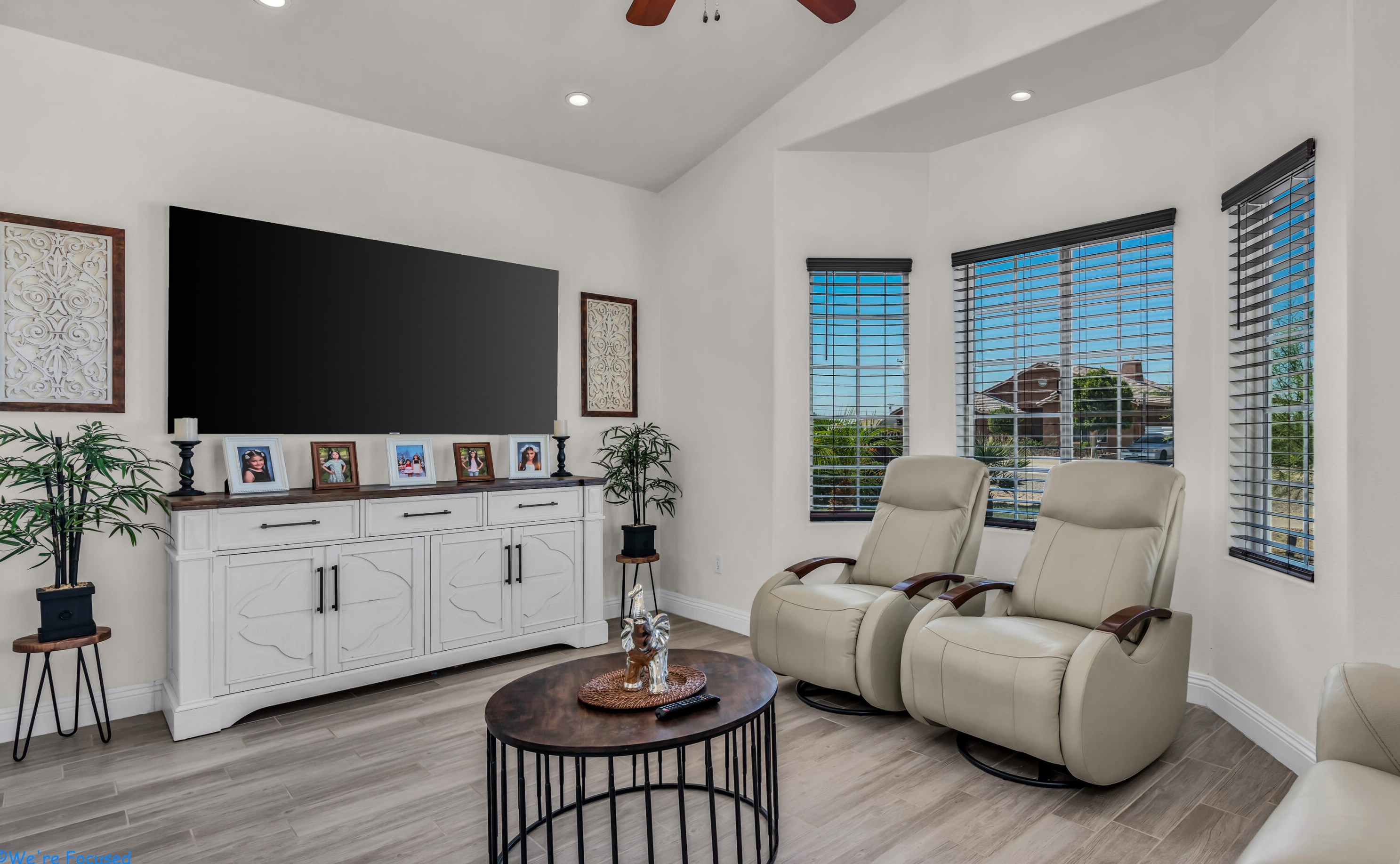 1249 Black Sea Ave, Thermal, CA 92274-8515