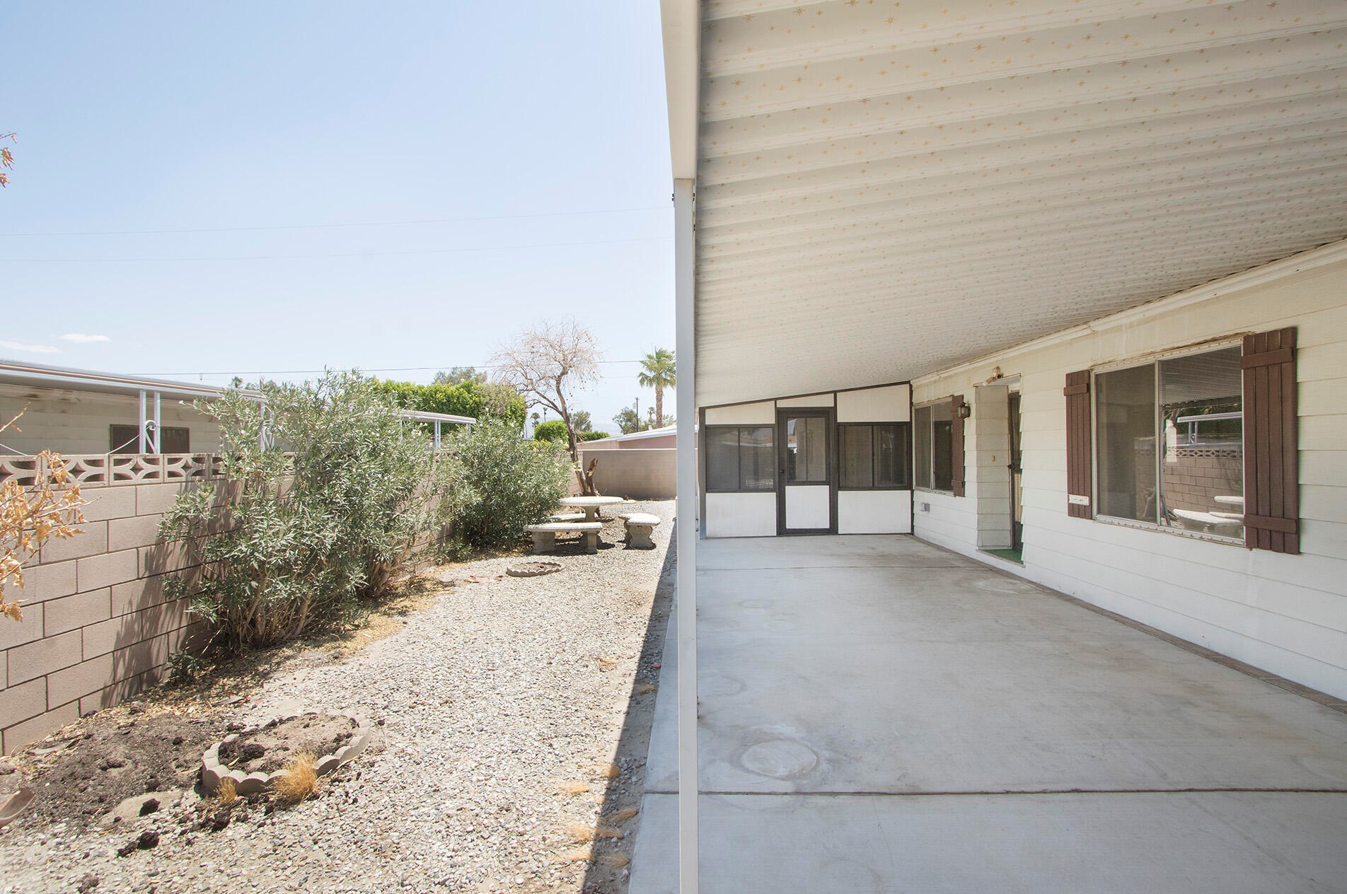 33520 Barcelona Dr, Thousand Palms, CA 92276