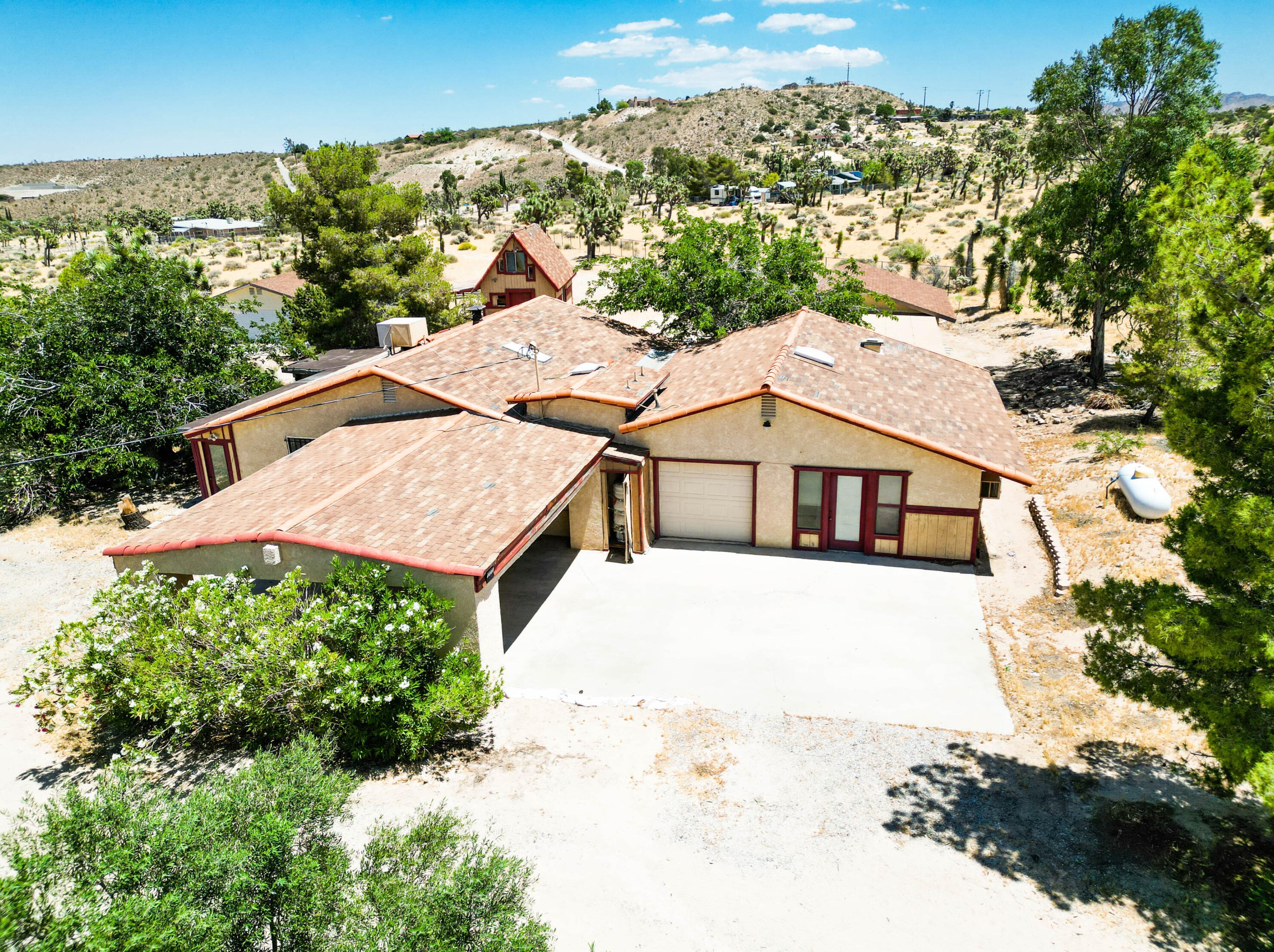 5260 Roberts Rd, Yucca Valley, CA 92284