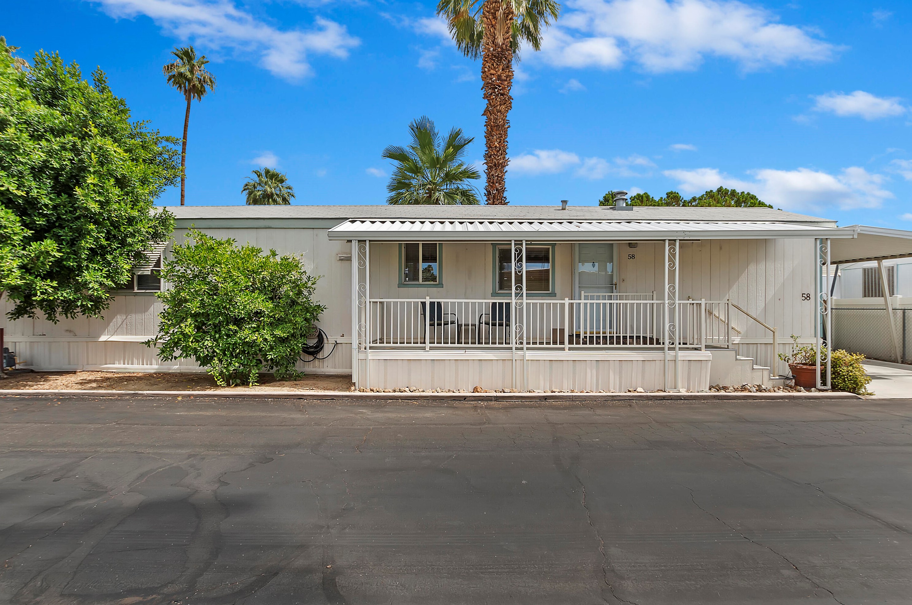58 Cherokee St, Palm Springs, CA 92264