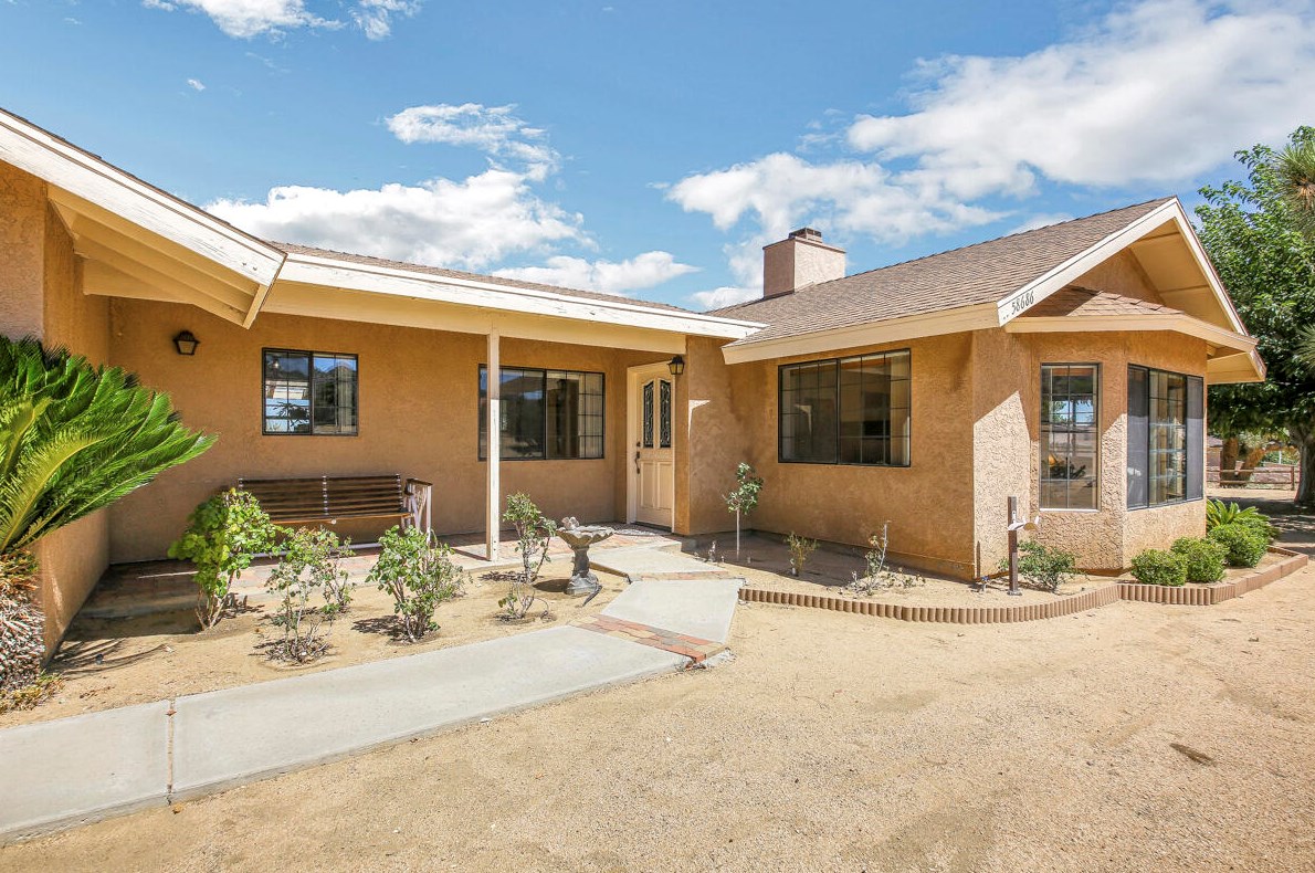 58686 Piedmont Dr, Yucca Valley, CA 92284