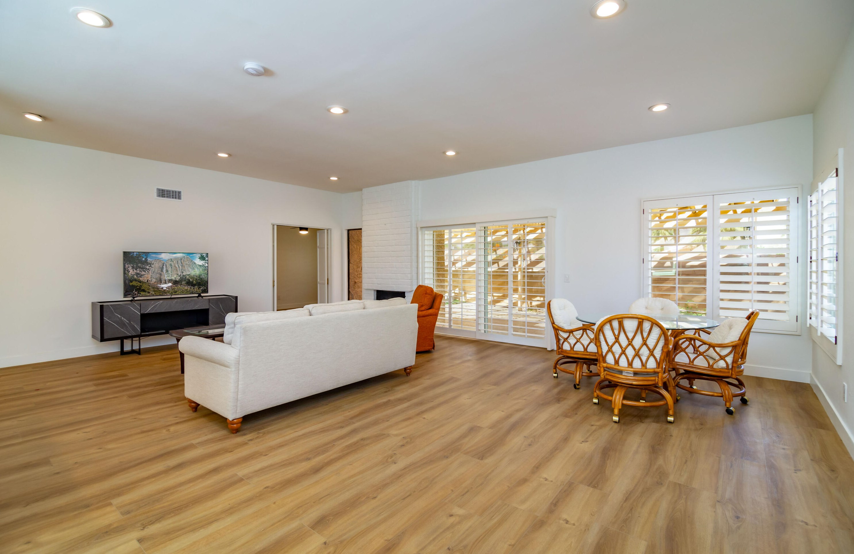 44645 Monaco Cir, Palm Desert CA  92260-8547 exterior