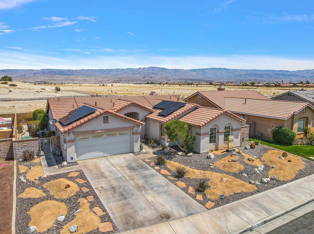73520 Woodward Dr, Palm Desert, CA 92211-2007