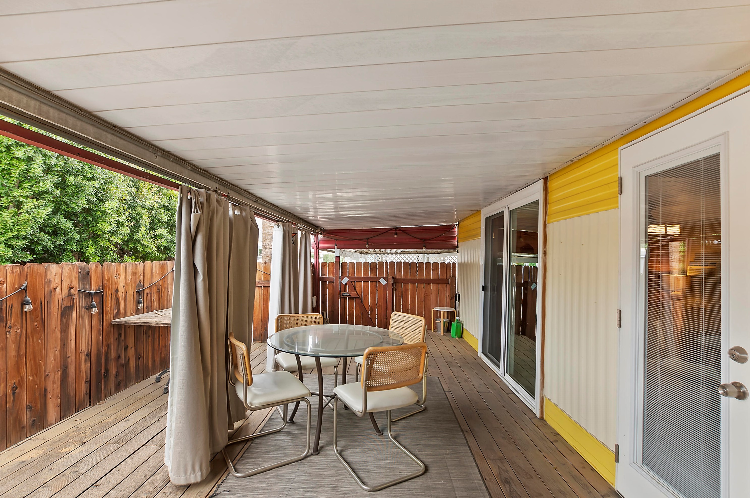 44 Black Hawk St, Palm Springs, CA 92264