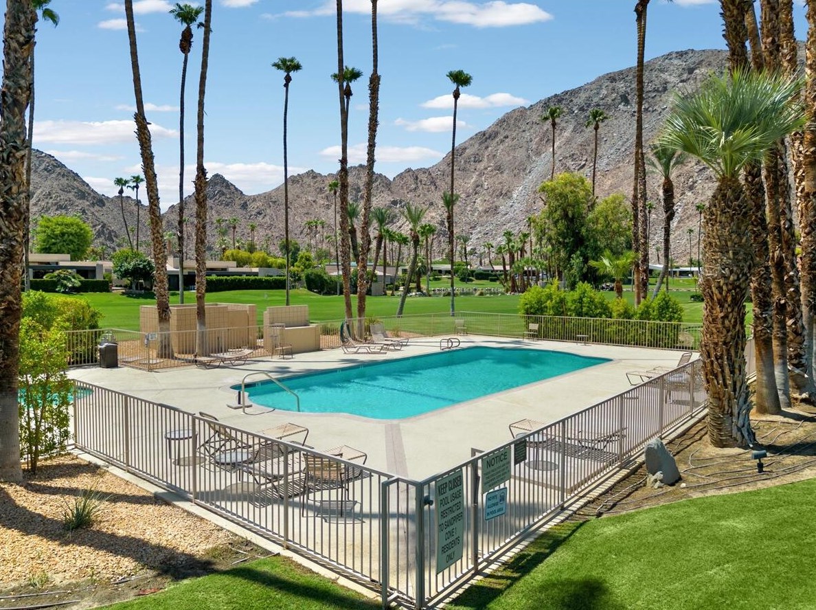 77925 Cherokee Rd, Palm Desert, CA 92210-9009