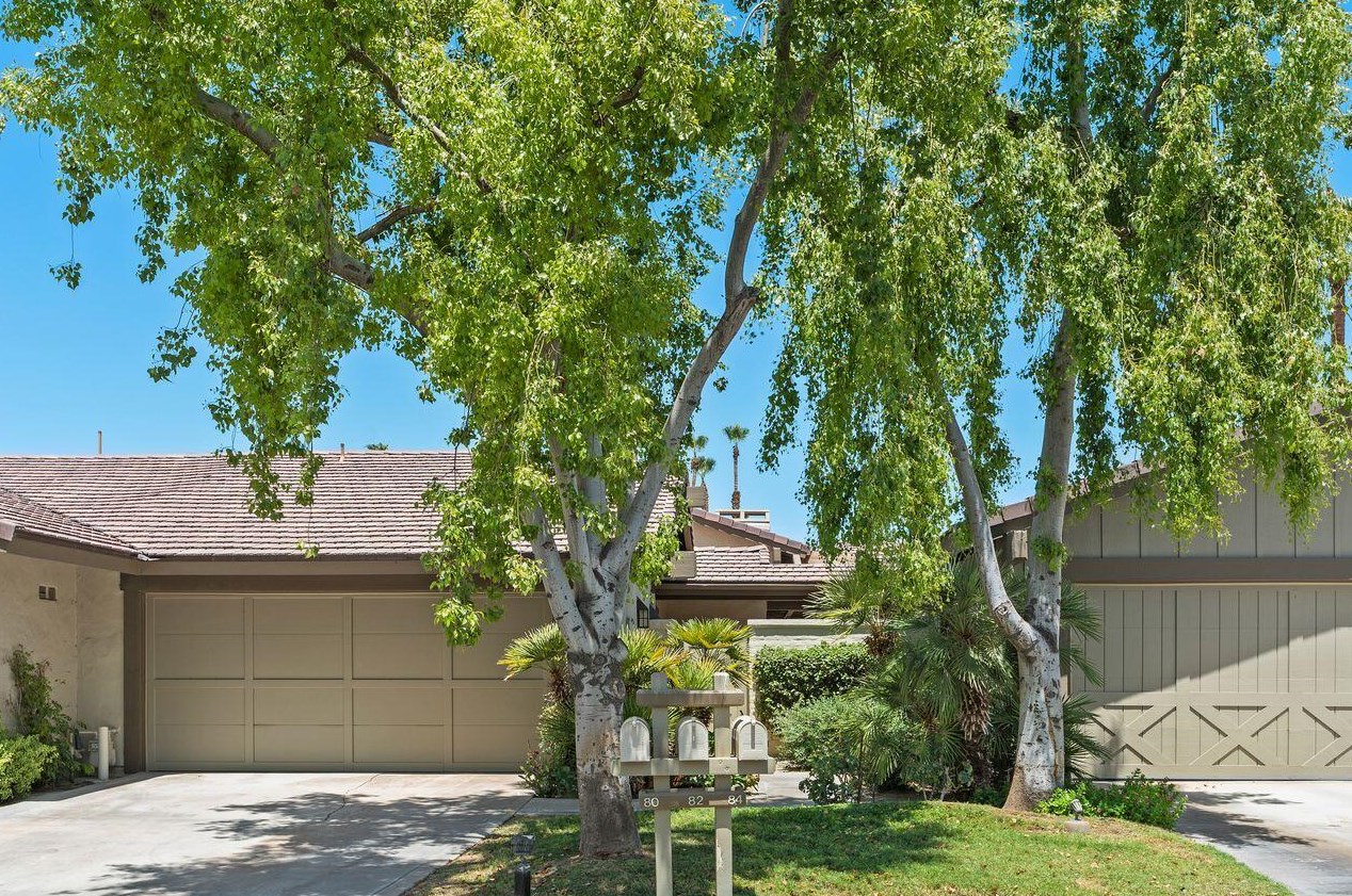 82 Running Springs Dr, Palm Desert, CA 92211-3213