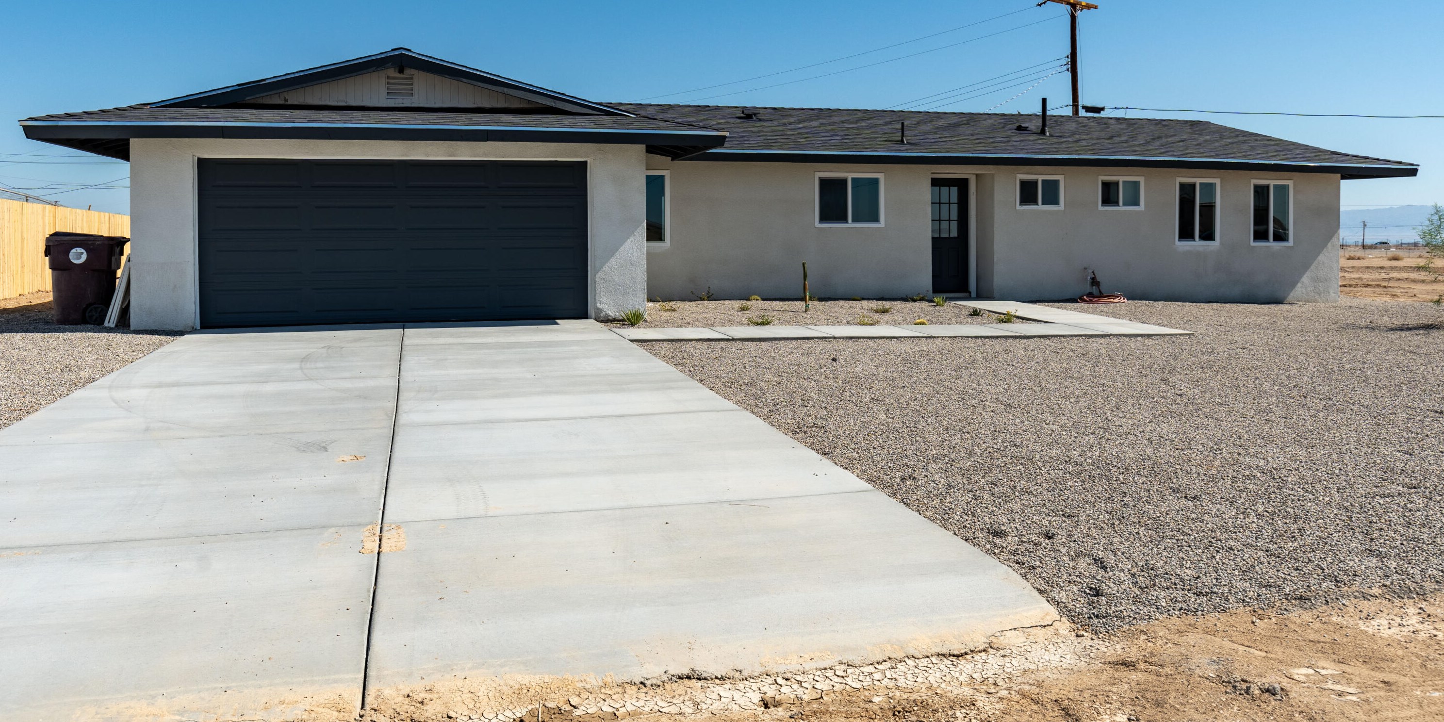 1160 Barbara Ave, Thermal, CA 92274