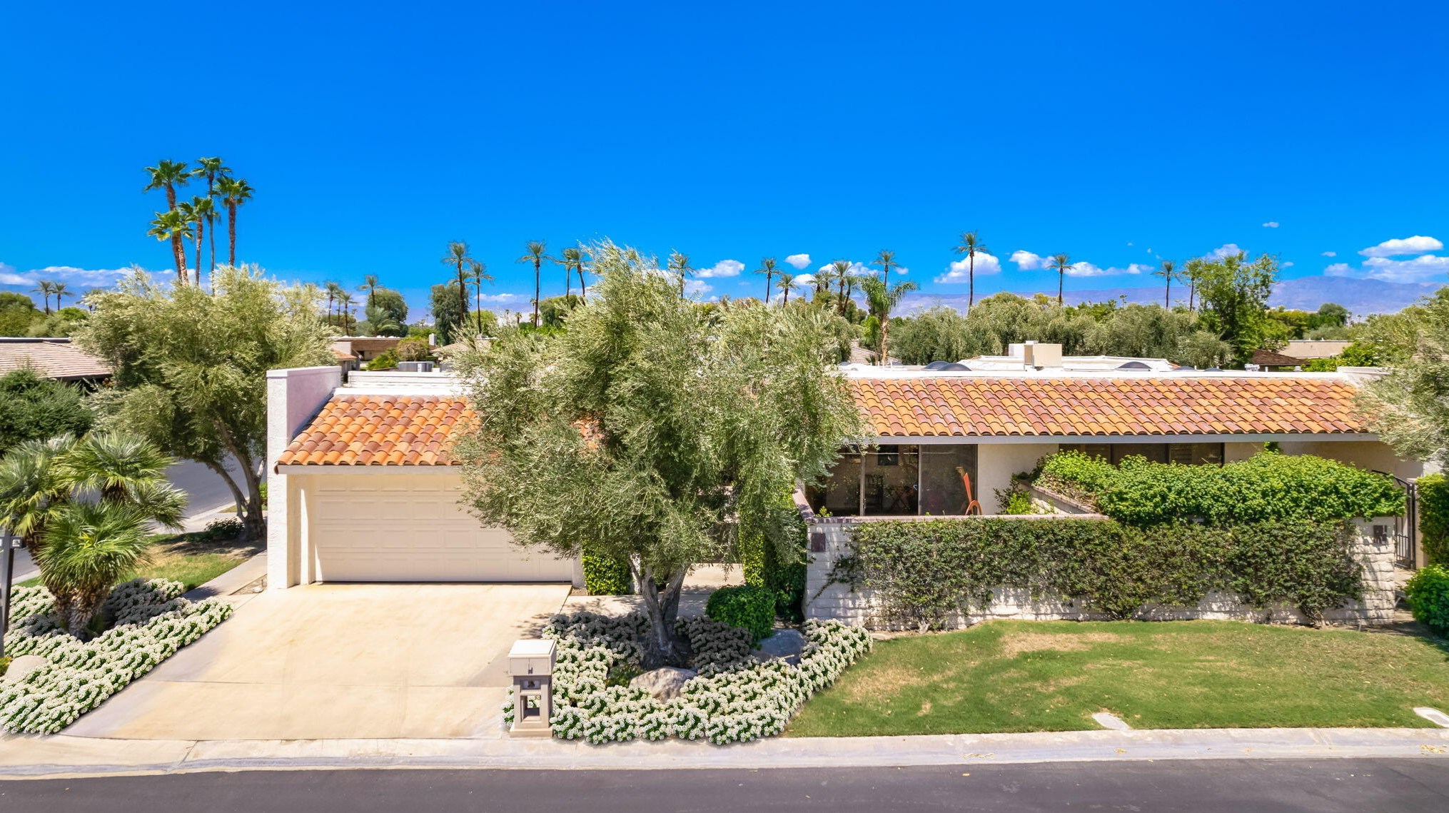 1 Rutgers Ct, Rancho Mirage, CA 92270