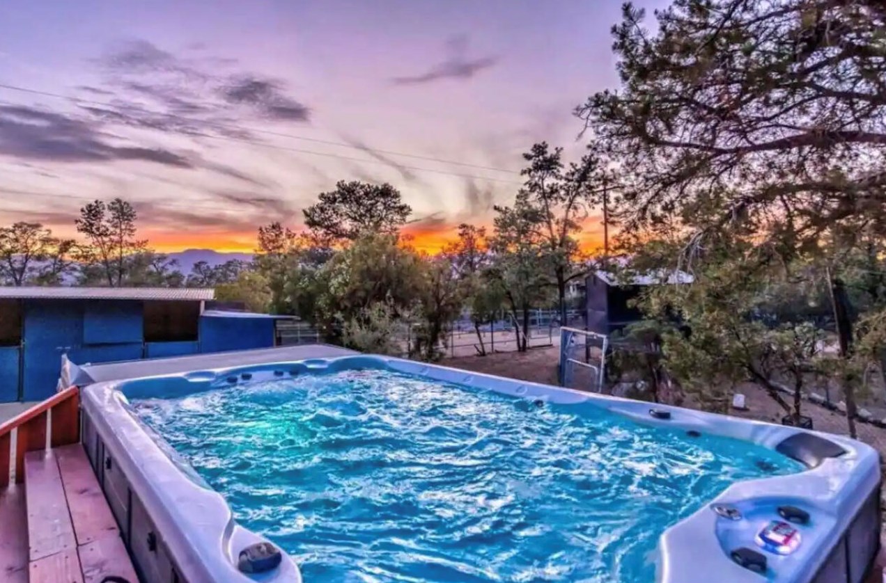69400 Sugarloaf Ave, Pinyon Pines, CA 92561-3541