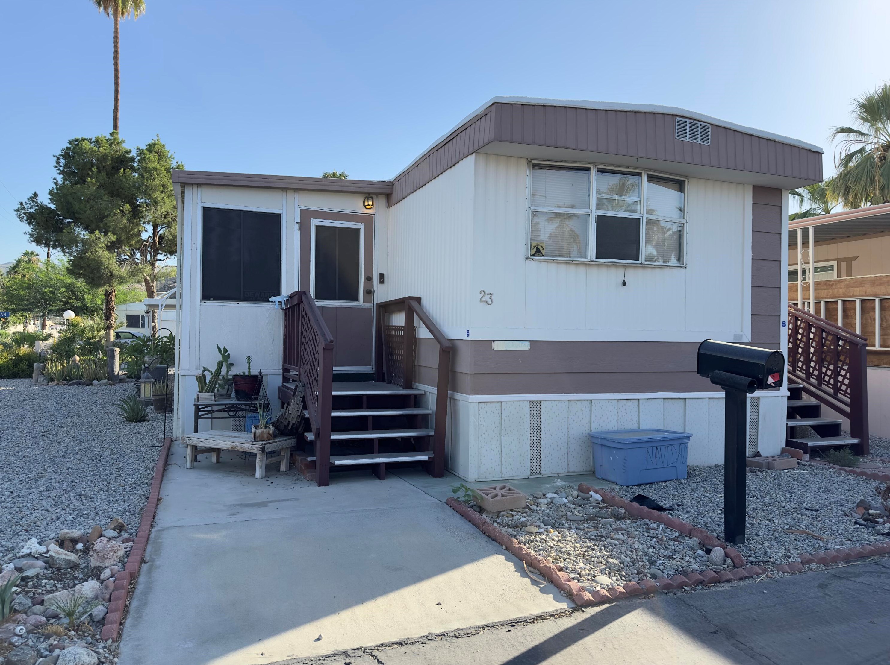 23 Roosevelt, Cathedral City, CA 92234