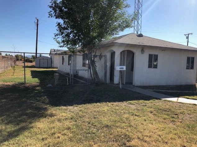 688 Eucalyptus Ave, Blythe, CA 92225-1123
