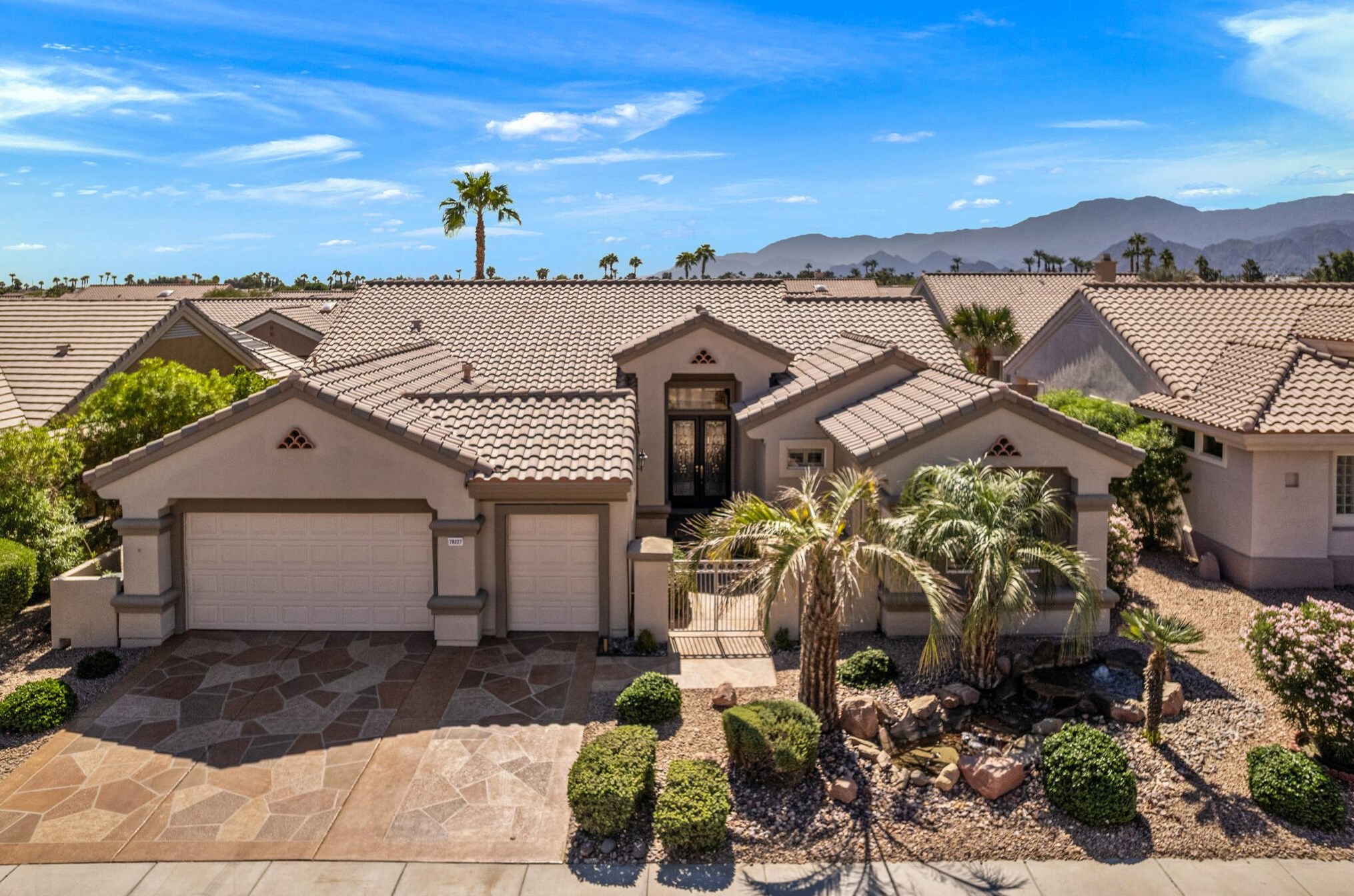 78227 Links Dr, Palm Desert, CA 92211-1801
