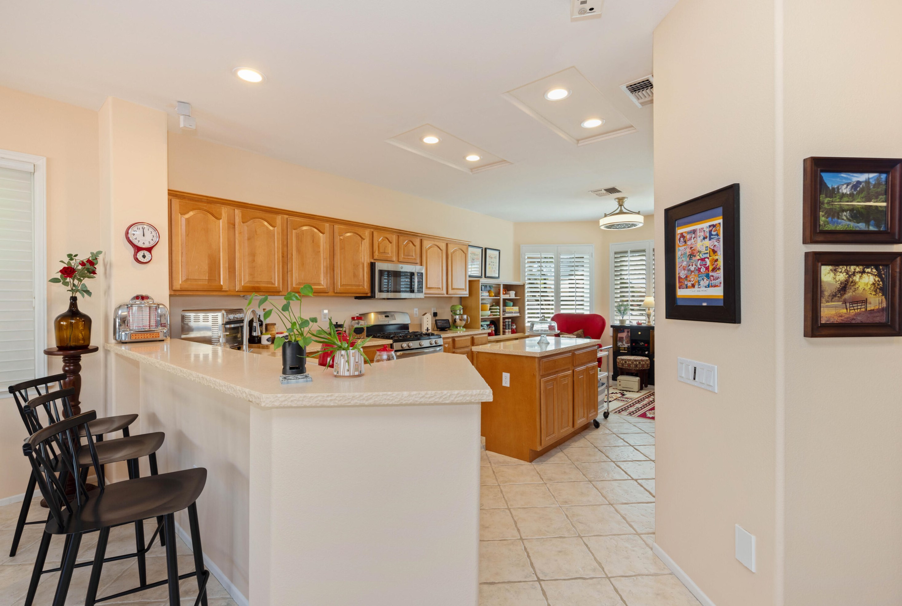 35276 Rosemont Dr, Palm Desert CA  92211-3743 exterior