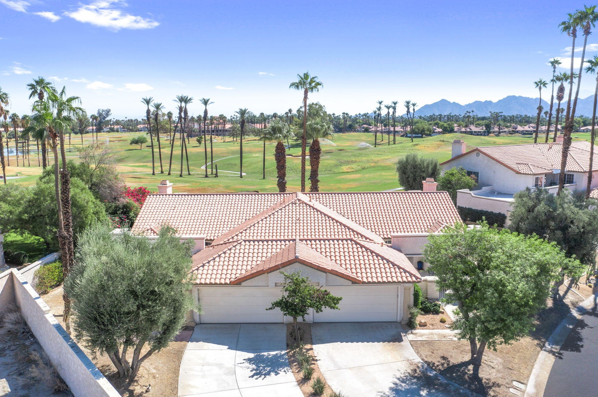 793 Montana Vista Dr, Palm Desert, CA 92211-1771