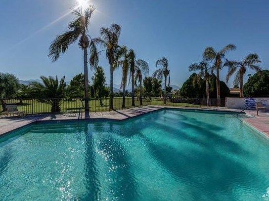 73450 Country Club Dr, Palm Desert CA  92260-8601 exterior