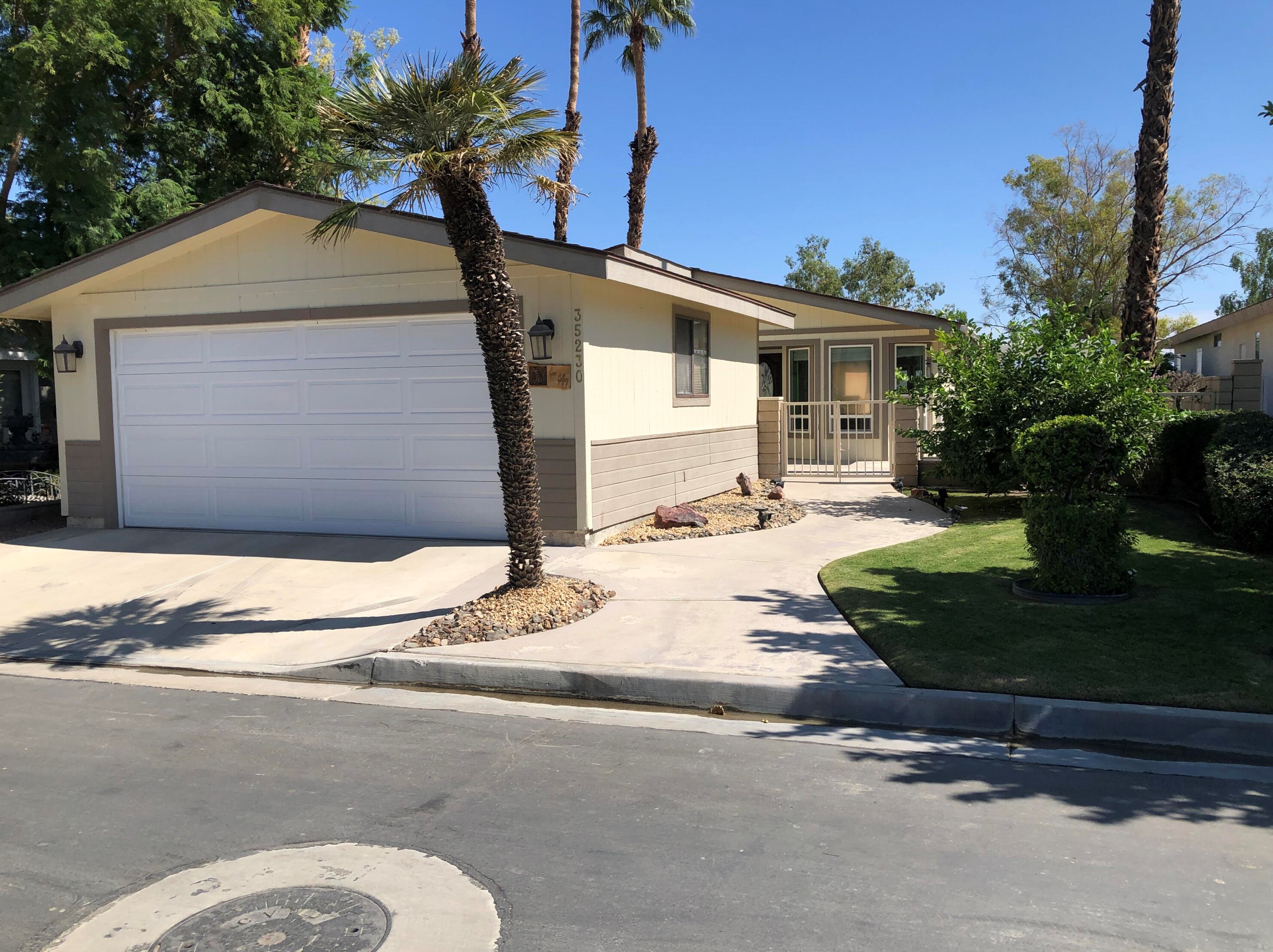 35230 Border, Thousand Palms, CA 92276-4200