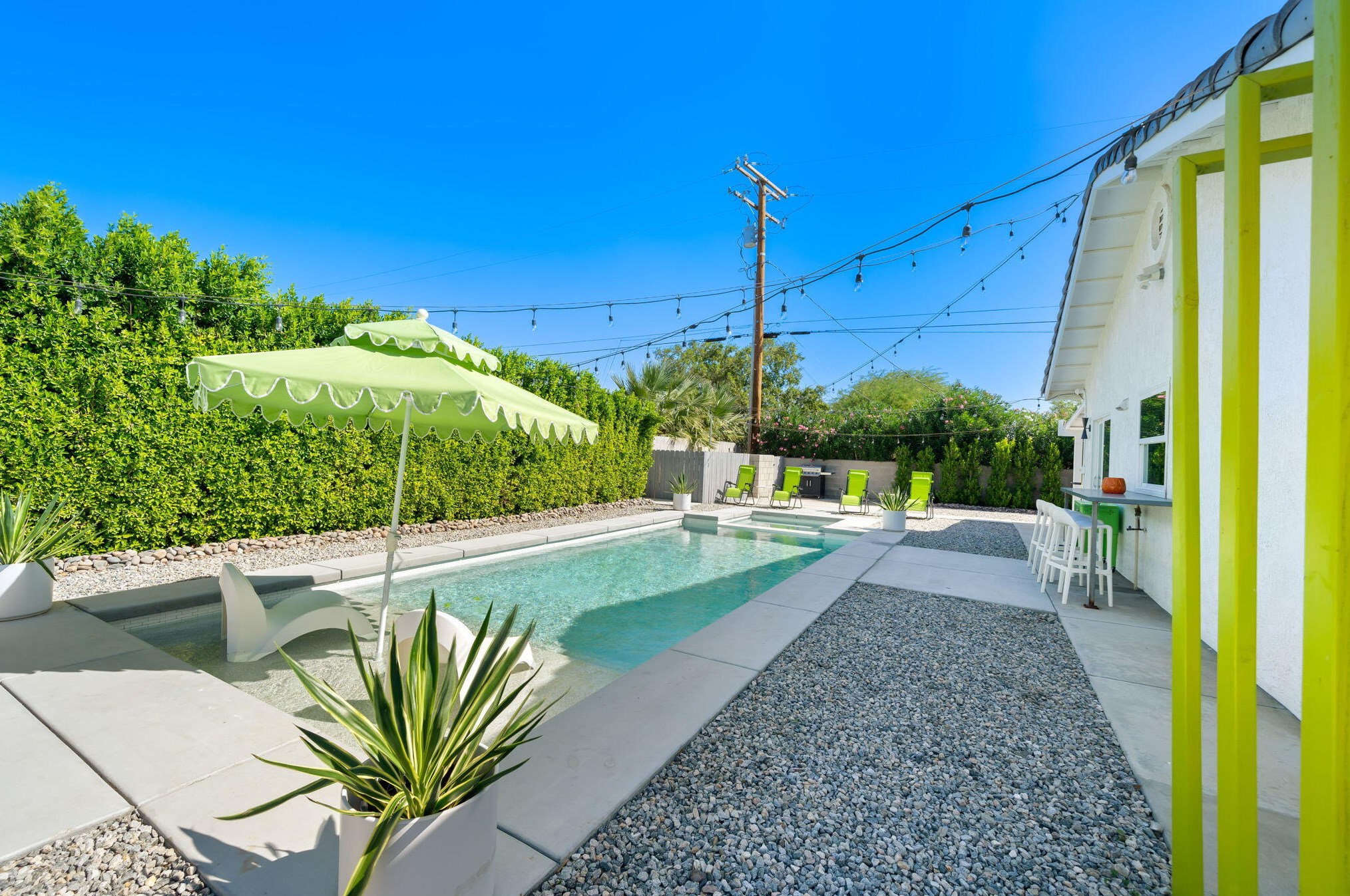 2060 N Deborah Rd, Palm Springs, CA 92262