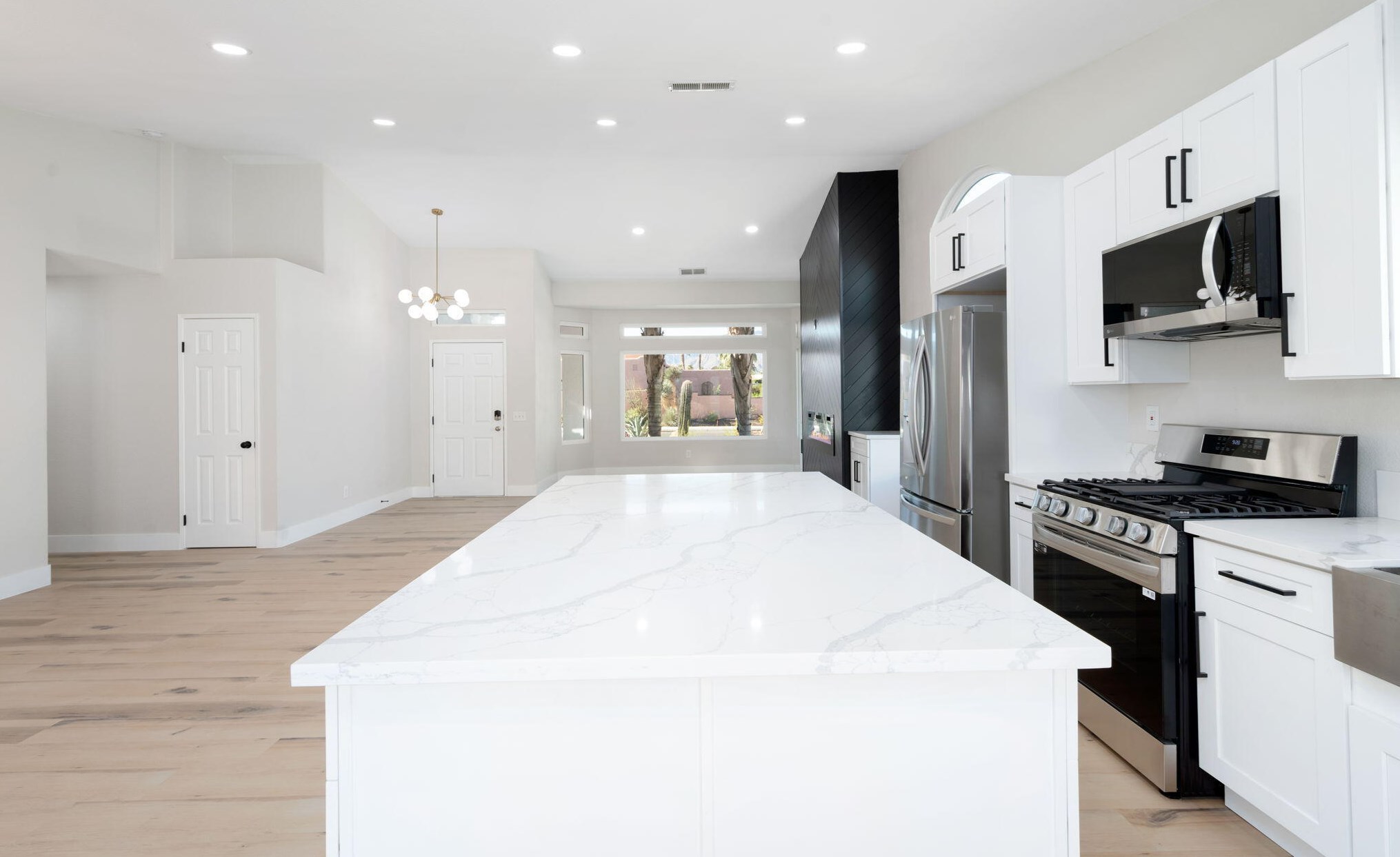 69330 Cypress Rd, Cathedral City CA  92234-2833 exterior