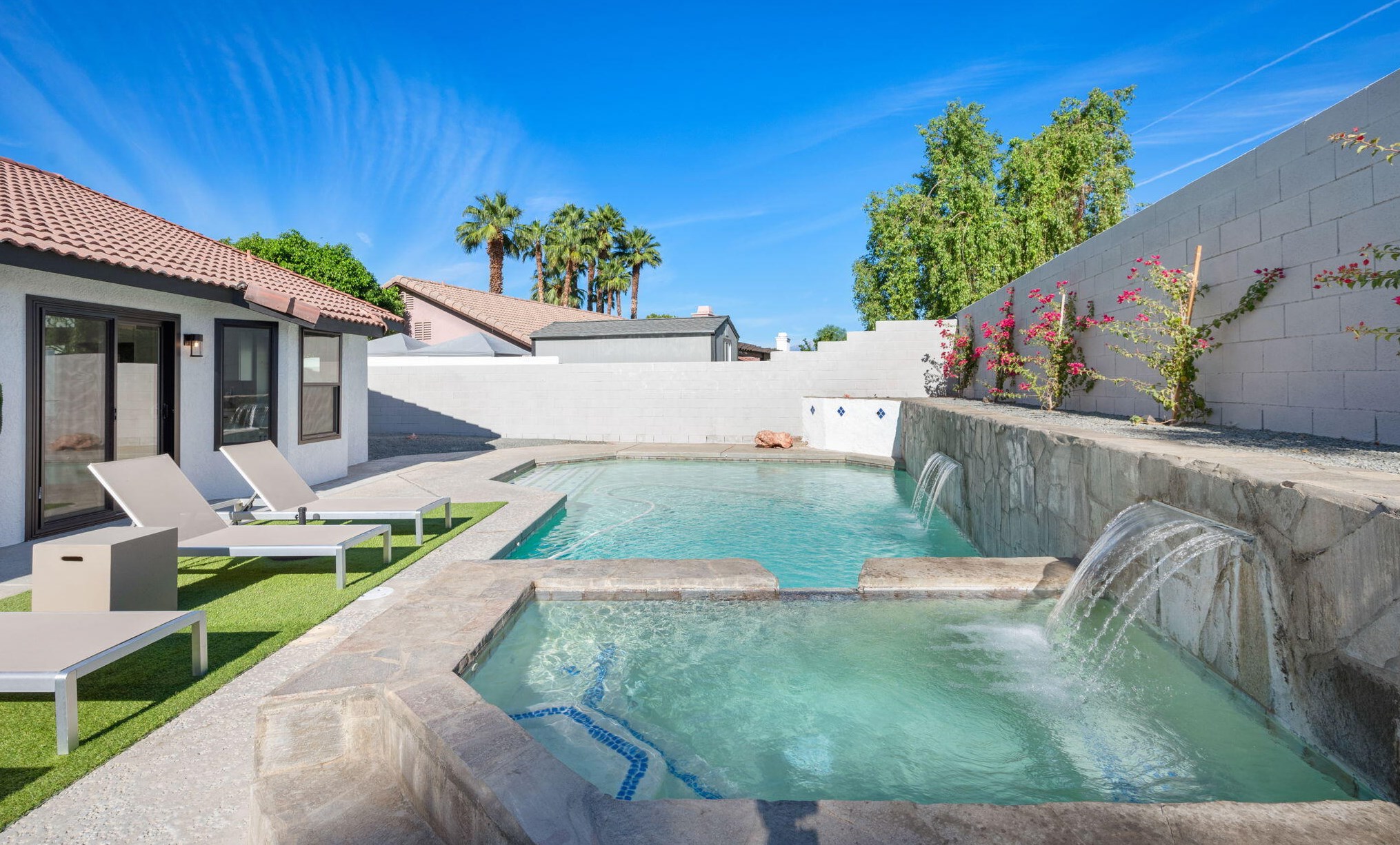 69330 Cypress Rd, Cathedral City CA  92234-2833 exterior