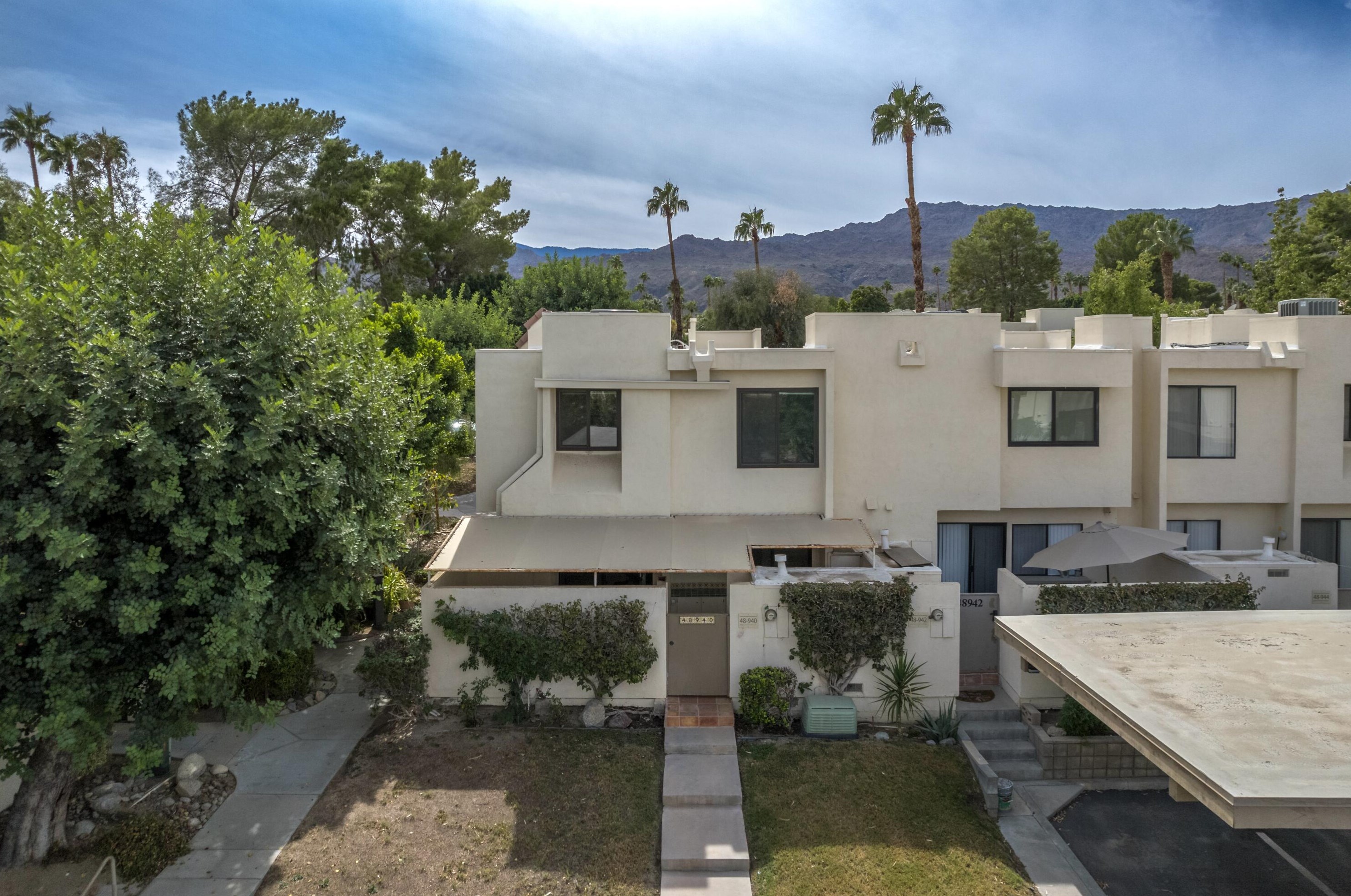 48940 Desert Flower Dr, Palm Desert, CA 92260-6227