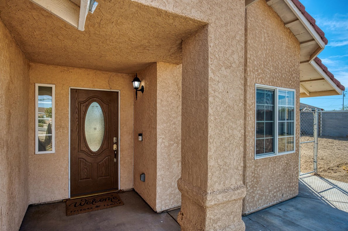 63453 Walpi Dr, Joshua Tree CA  92252-4266 exterior