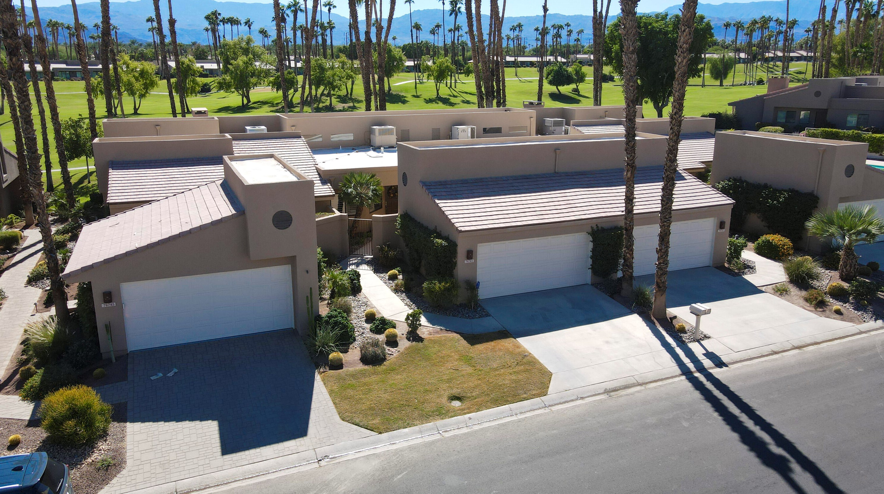 76741 Chrysanthemum Way, Palm Desert, CA 92211-7462