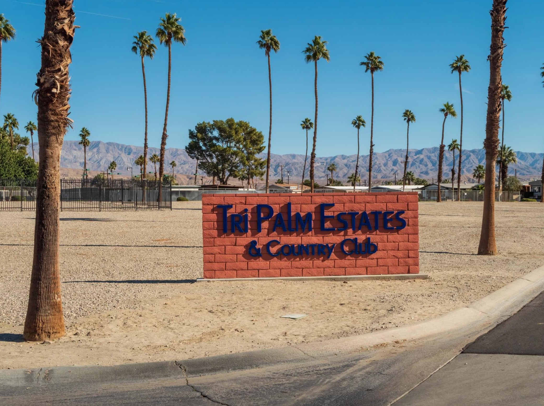 32620 Flagstaff Ave, Thousand Palms CA  92276-3665 exterior