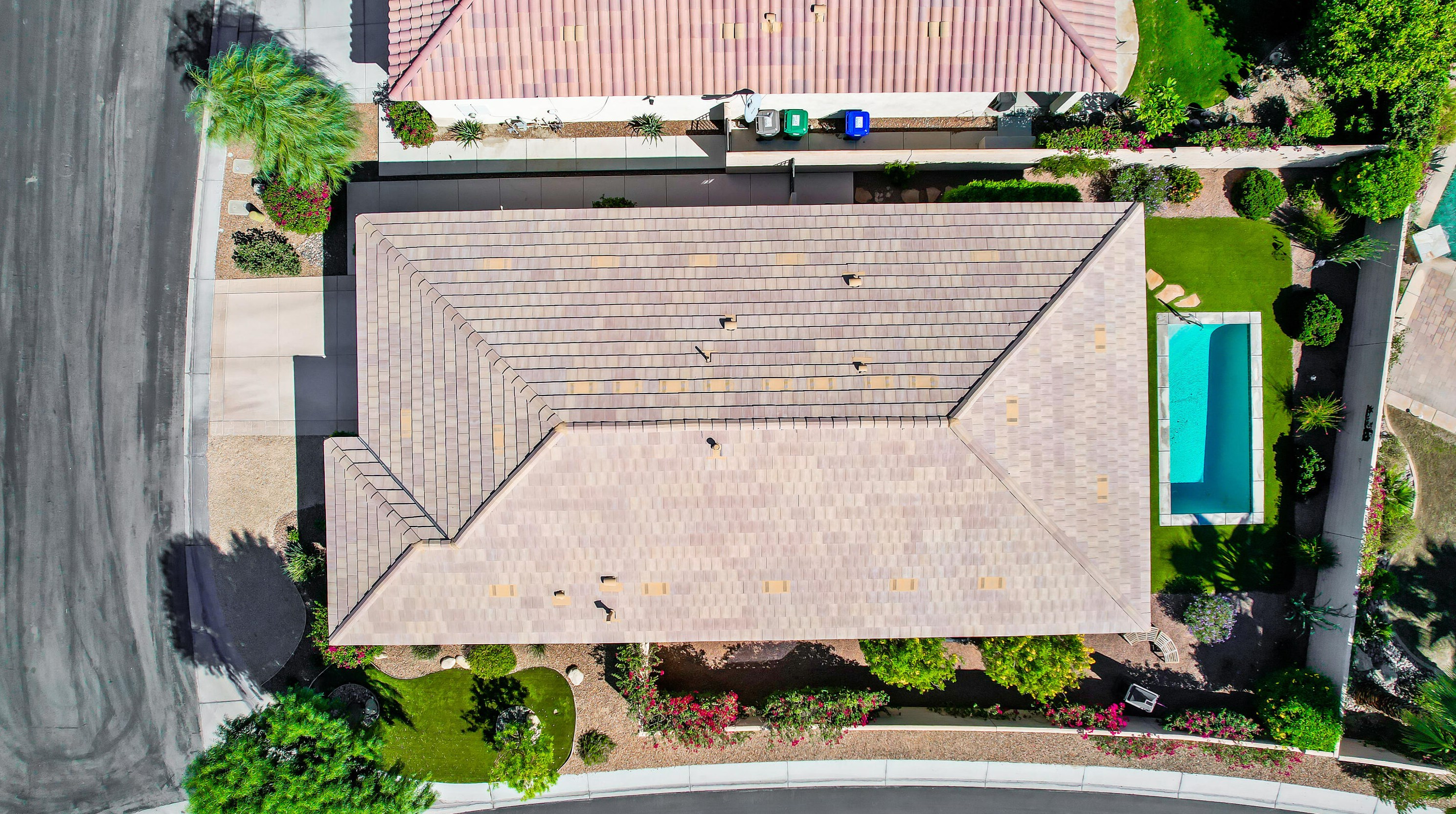 39254 Calle Negrete, Indio CA  92203-4397 exterior