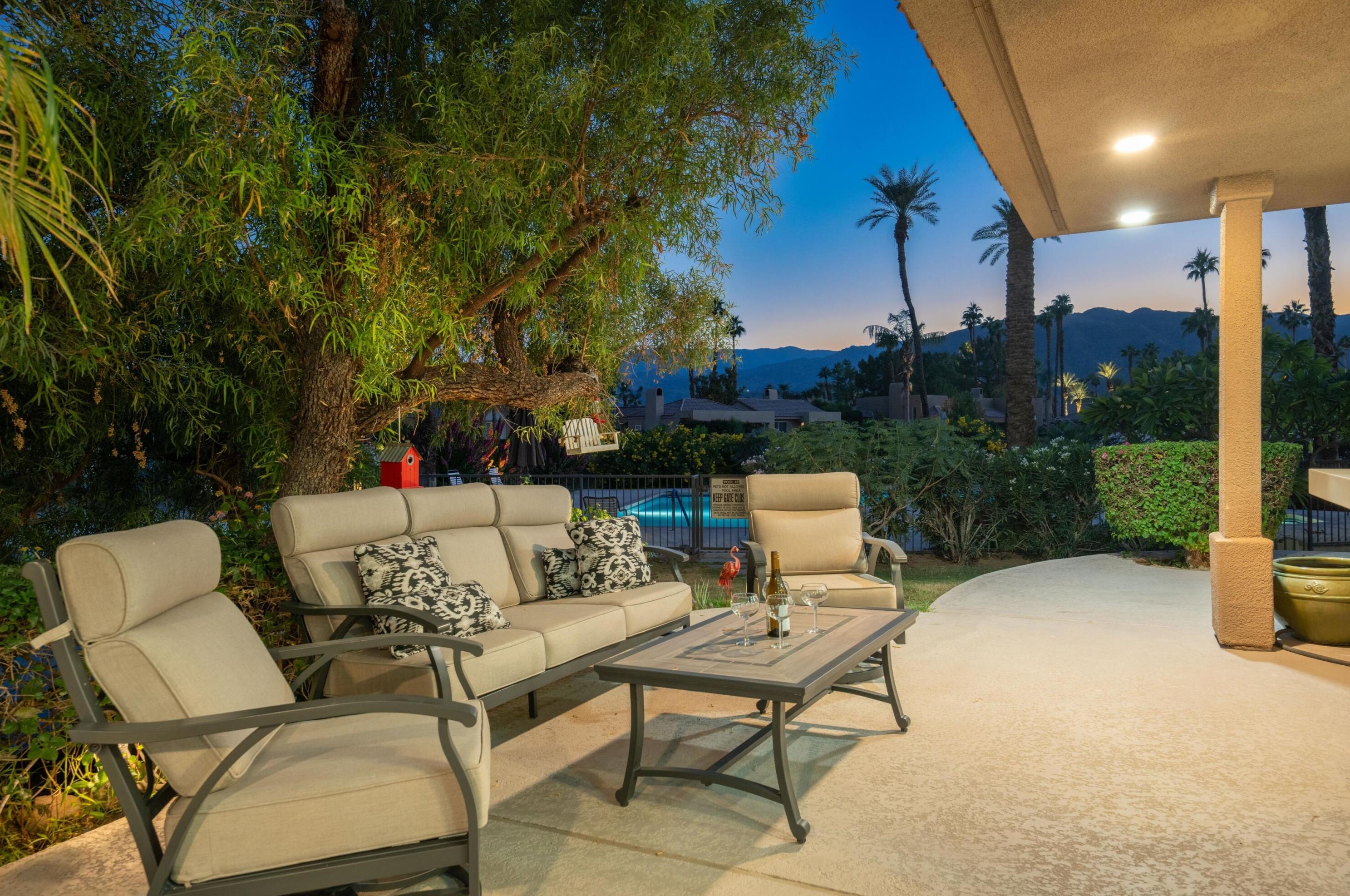 183 Desert Lakes Dr, Rancho Mirage CA  92270-4056 exterior