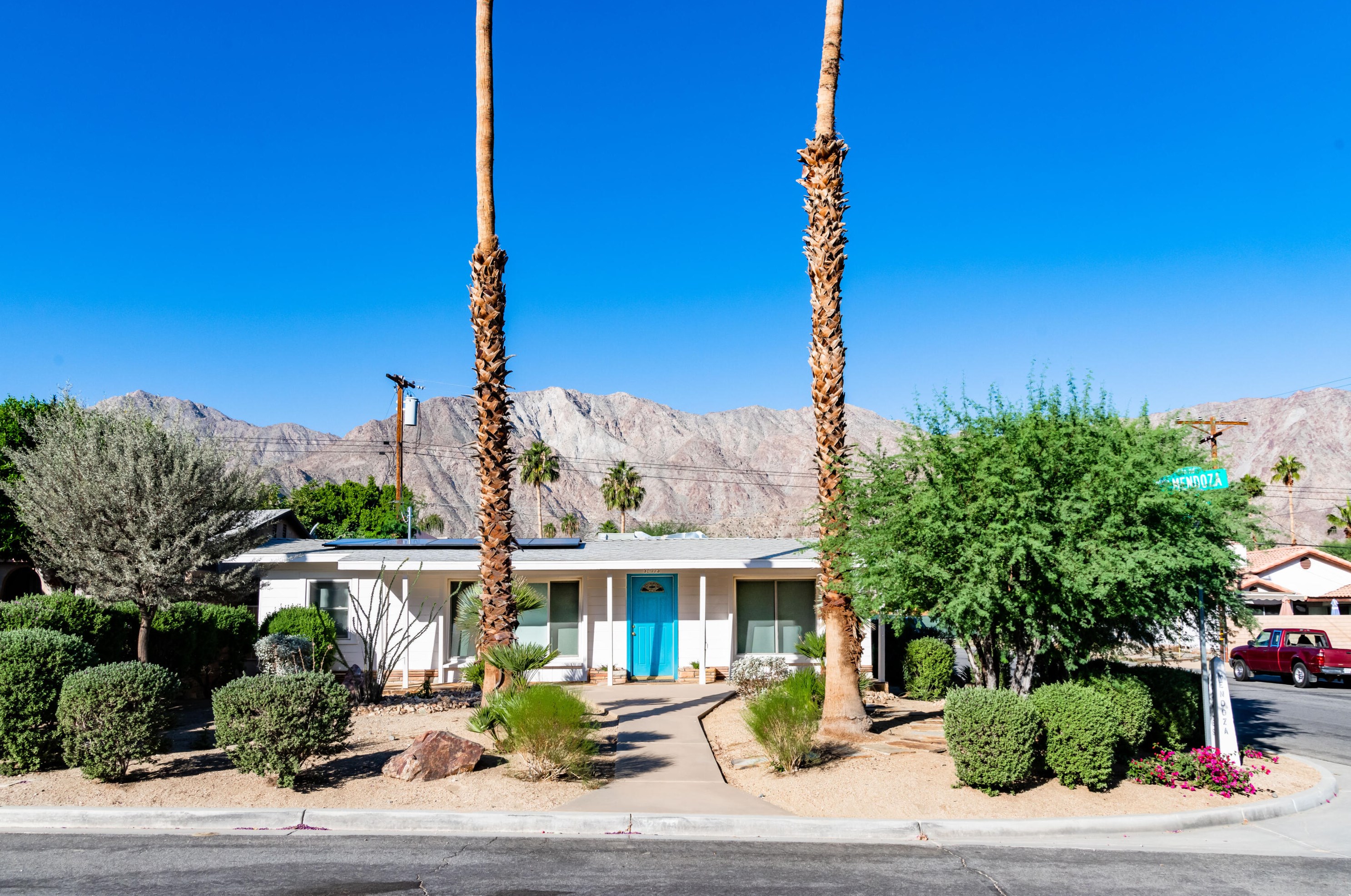 52775 Avenida Mendoza, La Quinta, CA 92253