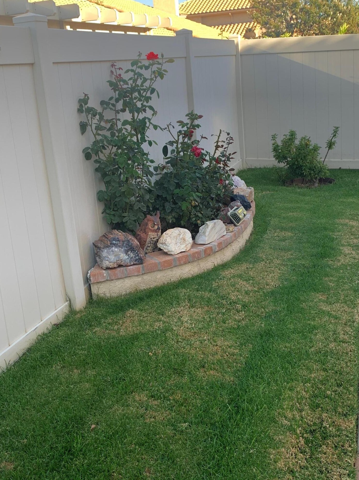 1308 Pleasant Valley Ave, Banning CA  92220-5431 exterior