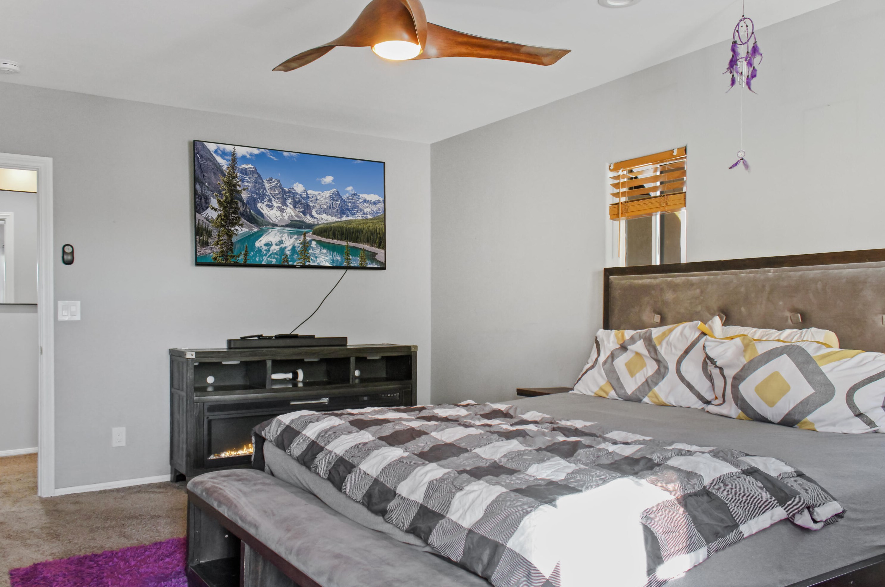 33300 Campus Ln, Cathedral City CA  92234-4675 exterior