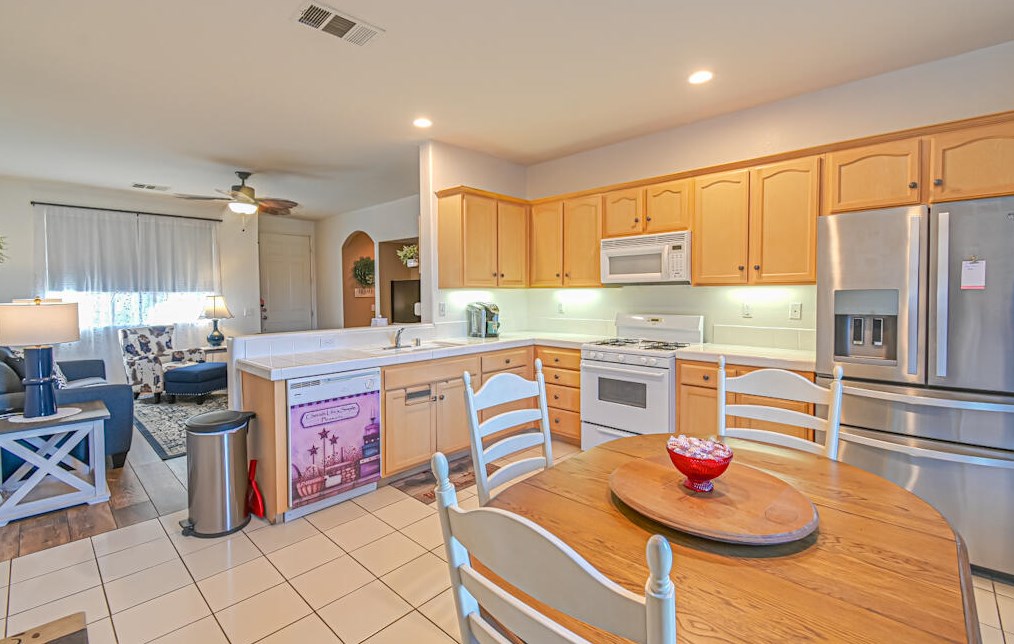 65565 Acoma Ave #40, Desert Hot Springs, CA 92240