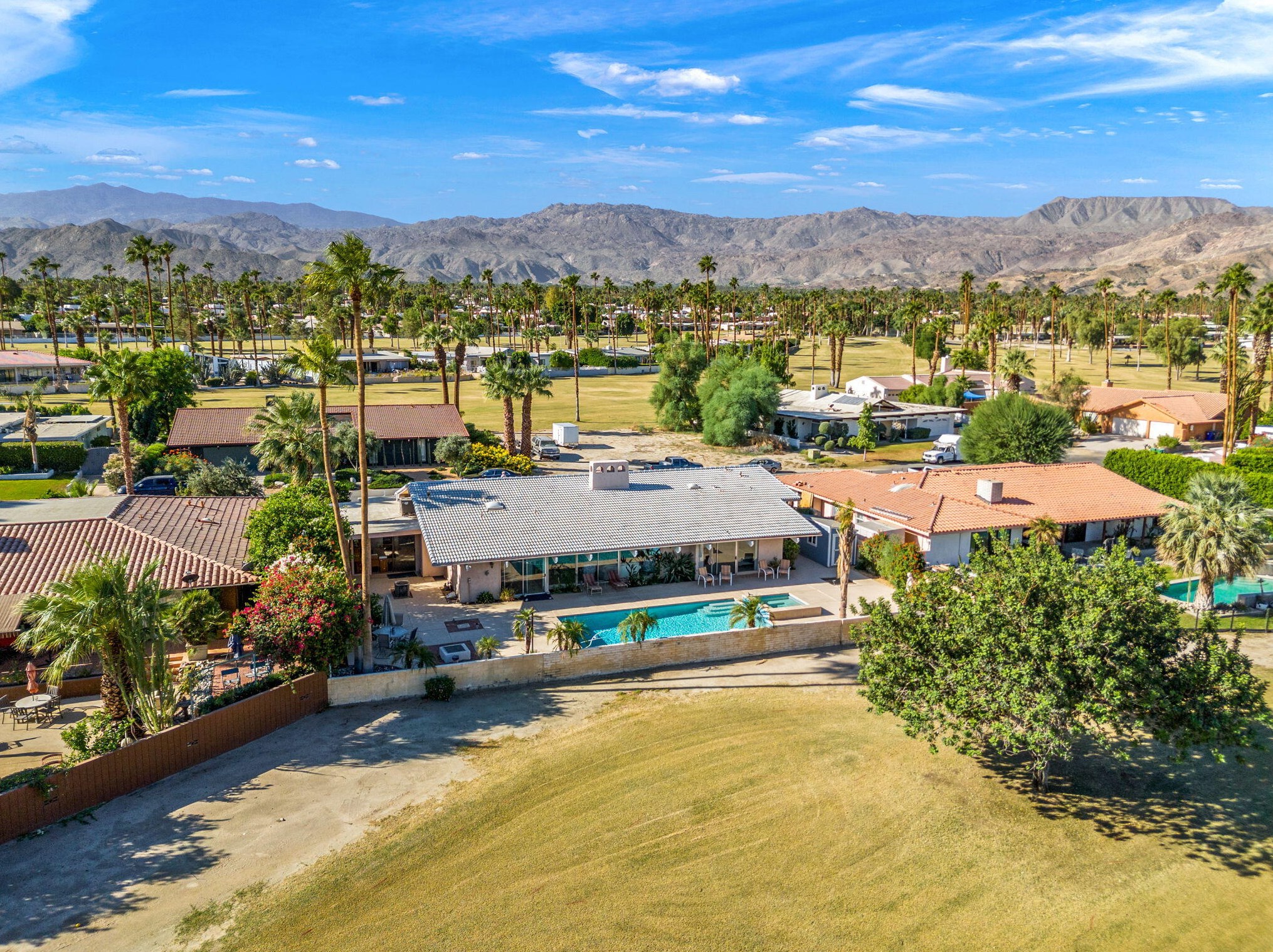 73880 Flagstone Ln, Palm Desert, CA 92260-5568