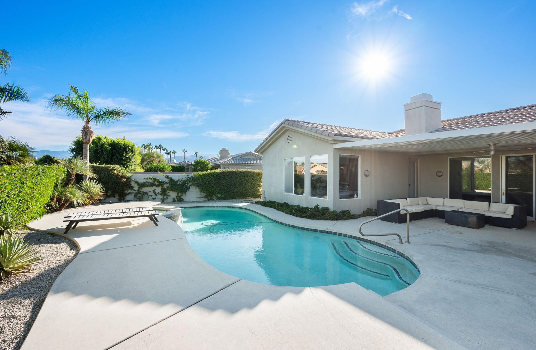 2 Scarborough Way, Rancho Mirage, CA 92270