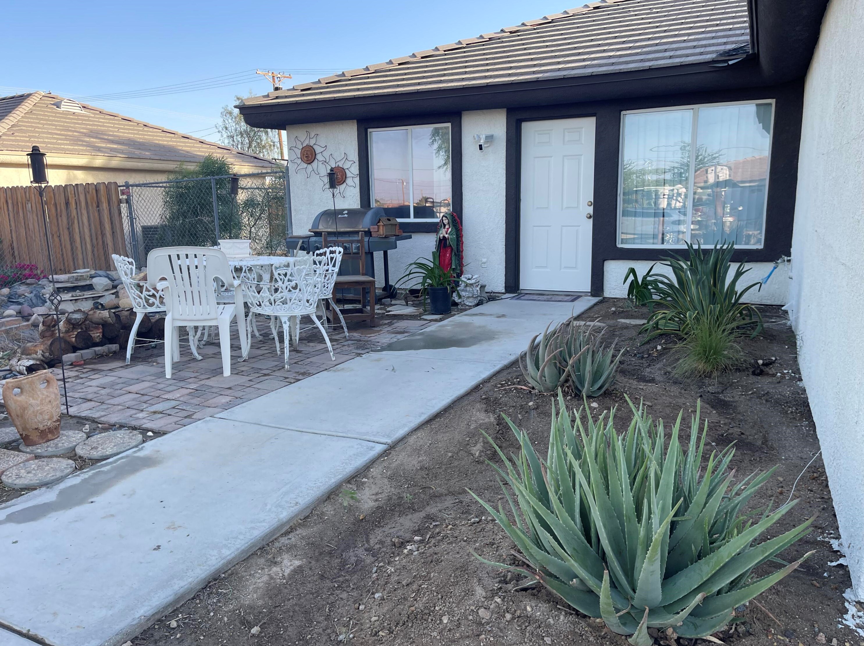 1273 Black Sea Ave, Thermal, CA 92275