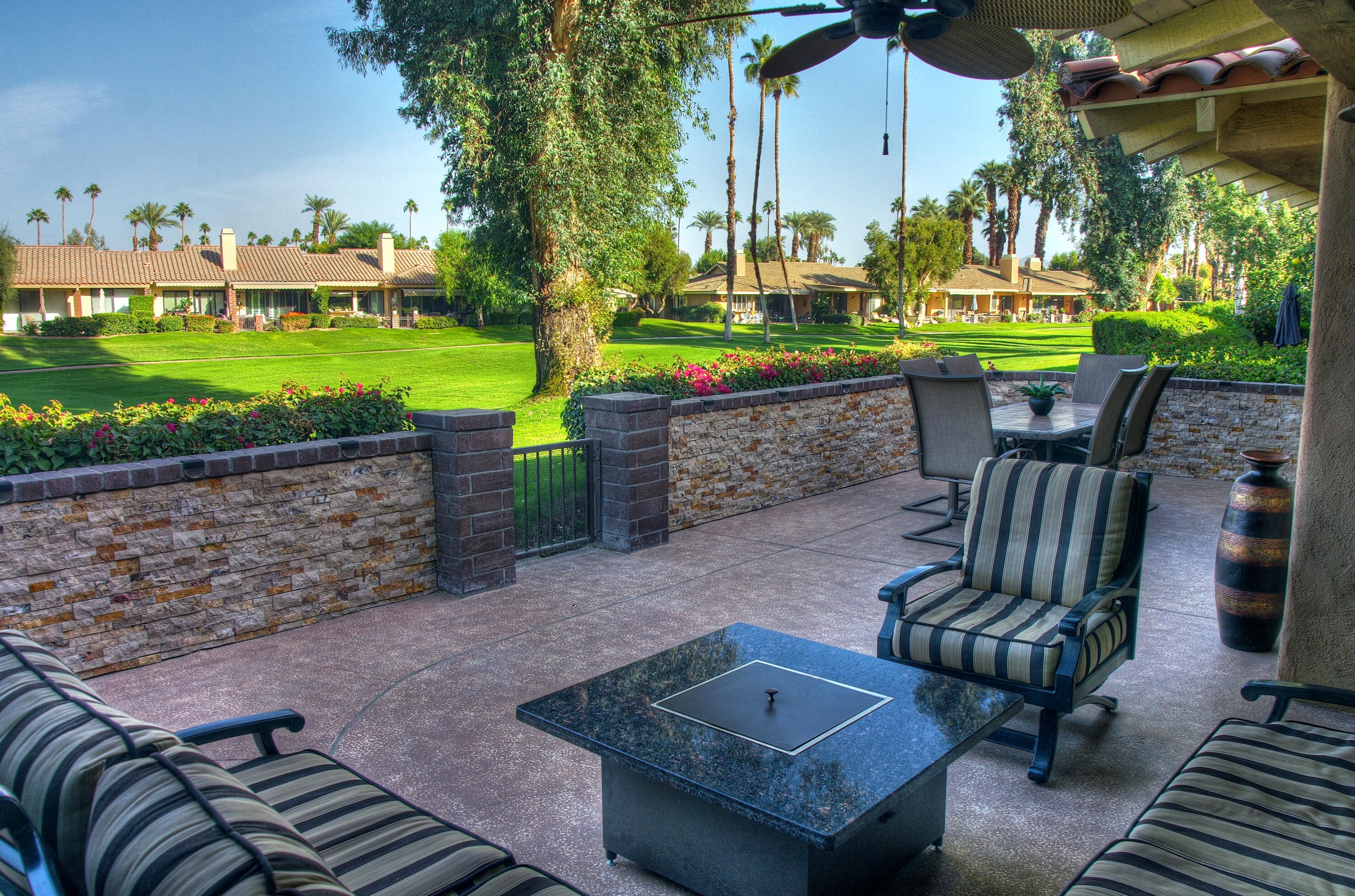 180 Gran Via, Palm Desert, CA 92260-2111